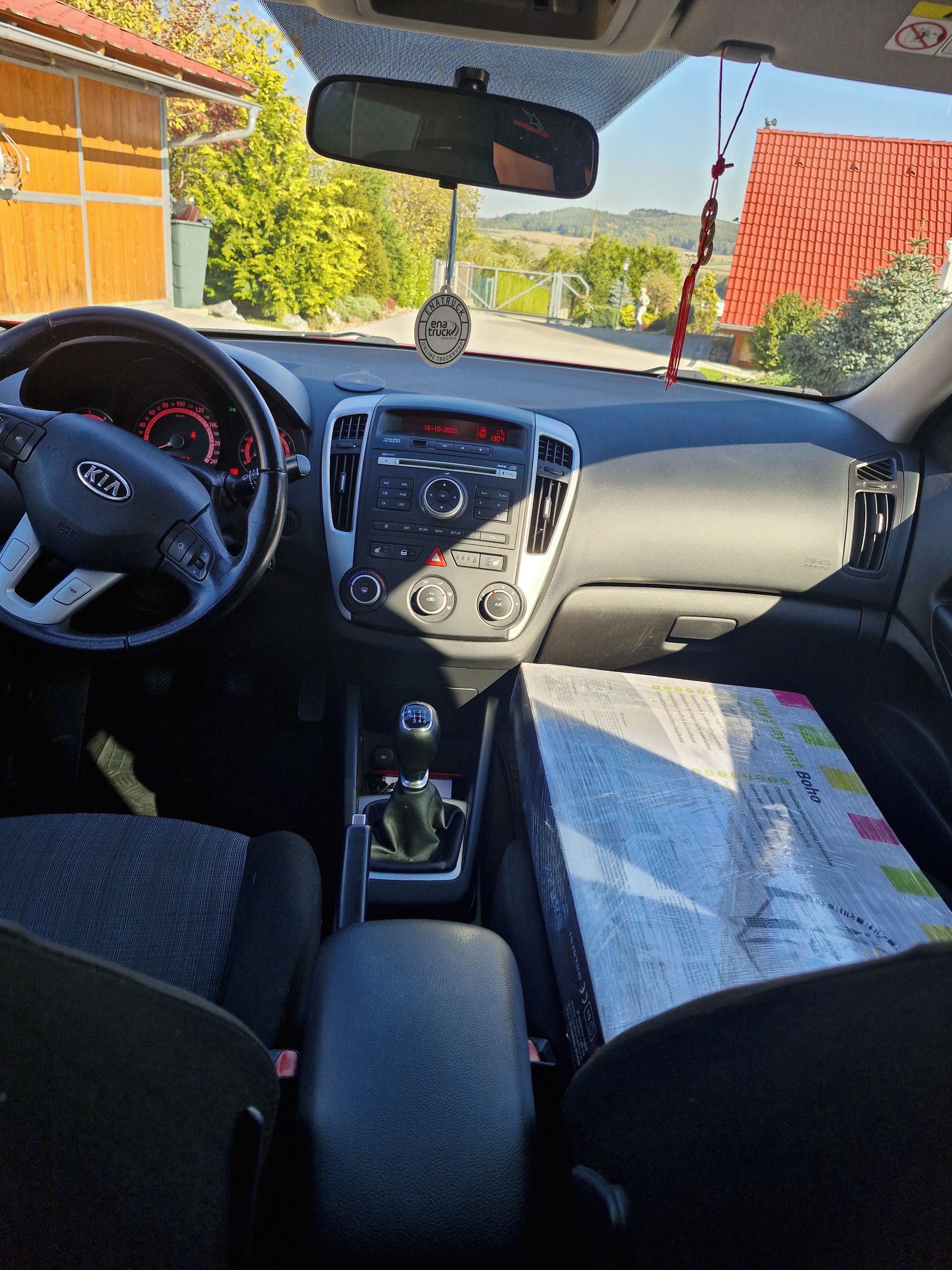 Kia Cee´d - fotka 5