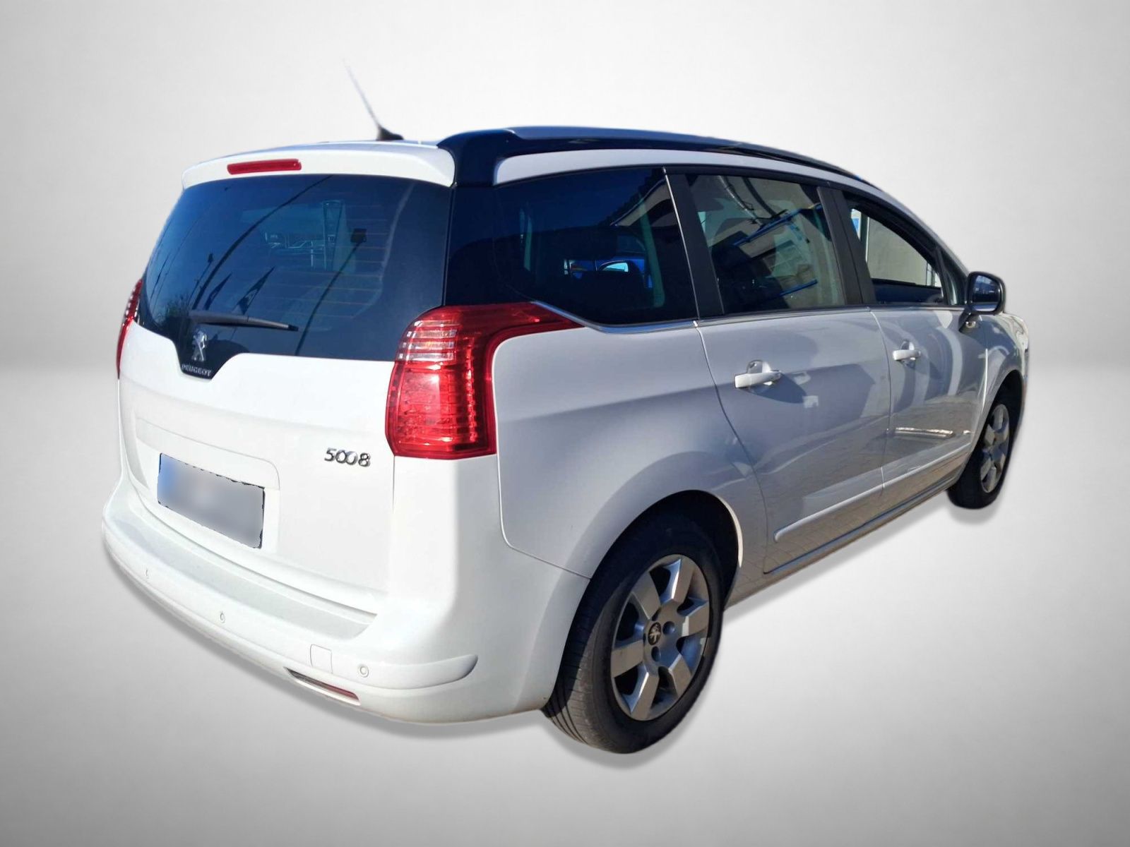 Peugeot 5008, 2.0 BlueHDi, ČR,1.maj, Navi - fotka 2