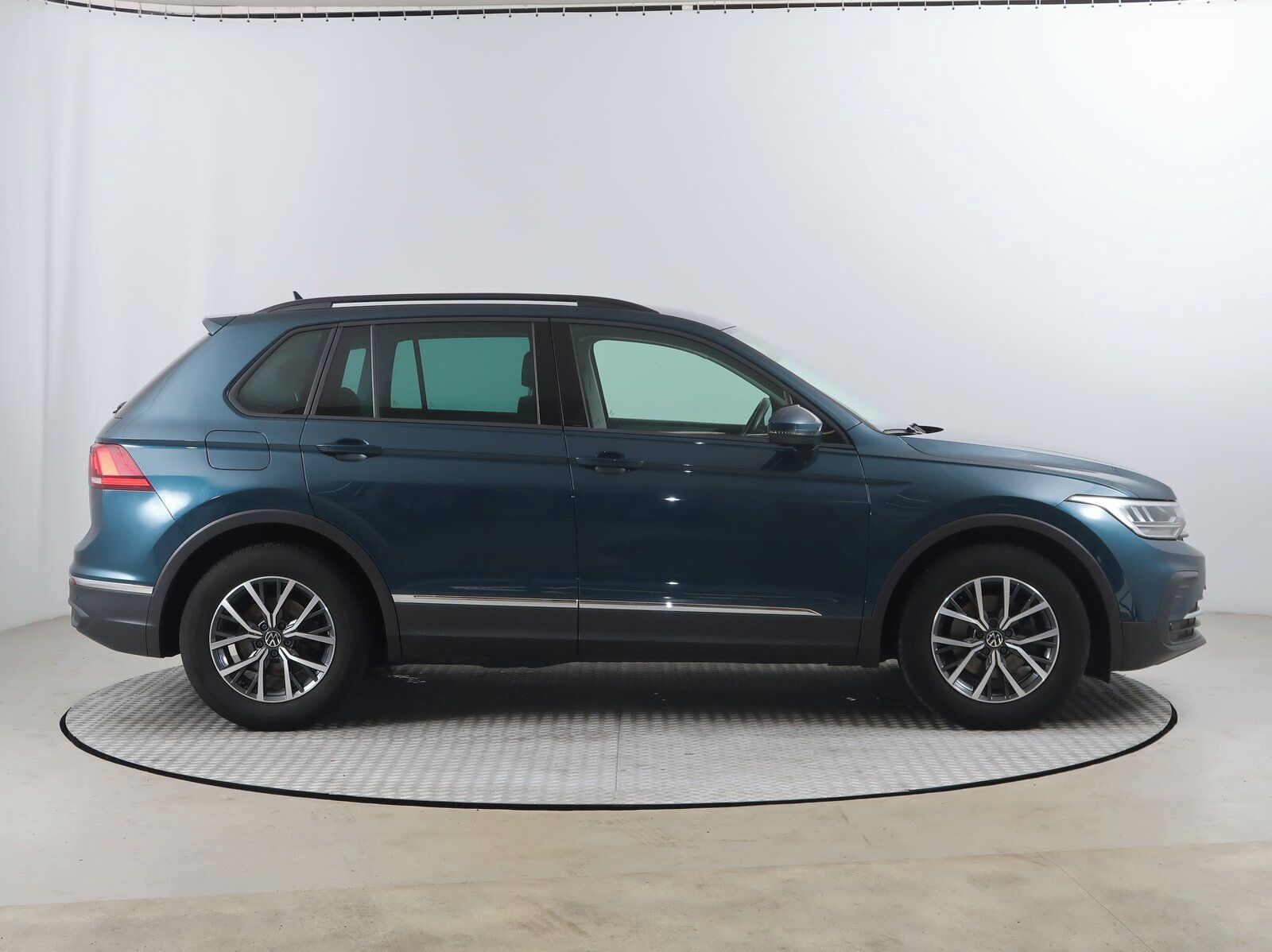 Volkswagen Tiguan, 1.5 TSI - fotka 6