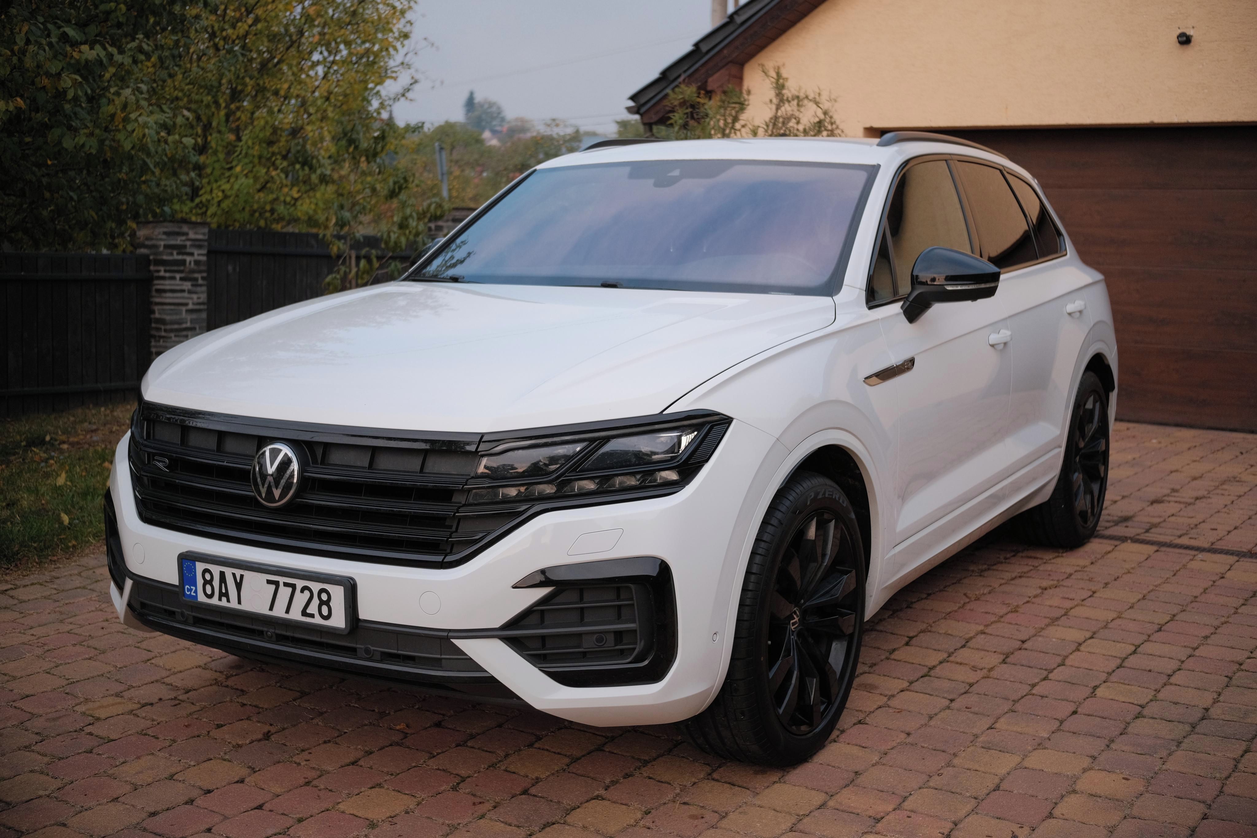 Volkswagen Touareg, 210 kW R-Line TZ Matrix Servis
