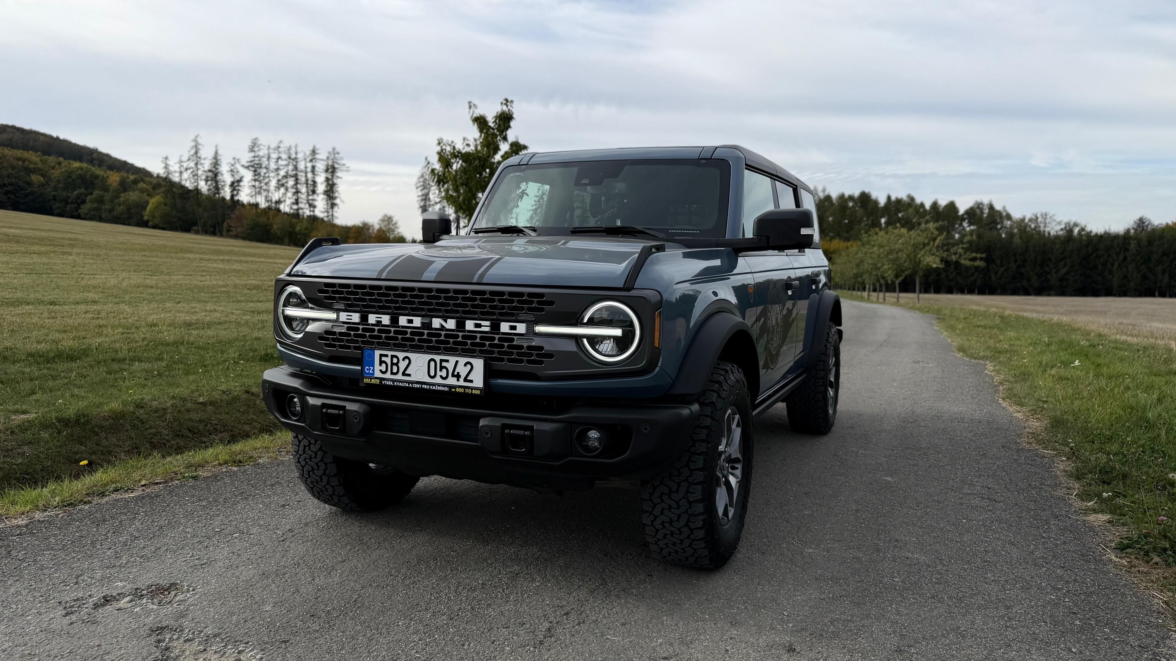 Ford Bronco, Badlands. Koupeno nové v ČR