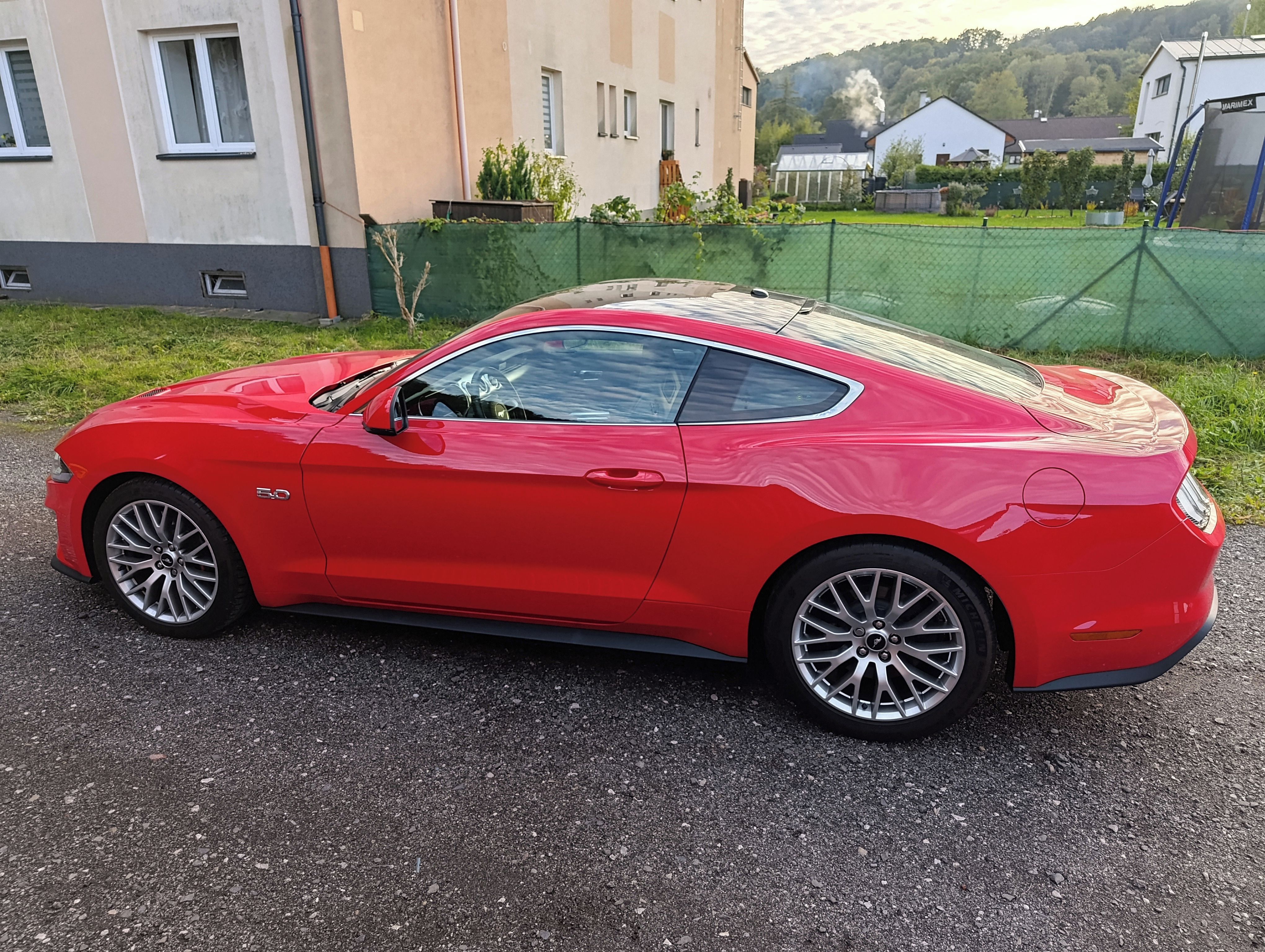 Ford Mustang, GT 5.0 - fotka 3