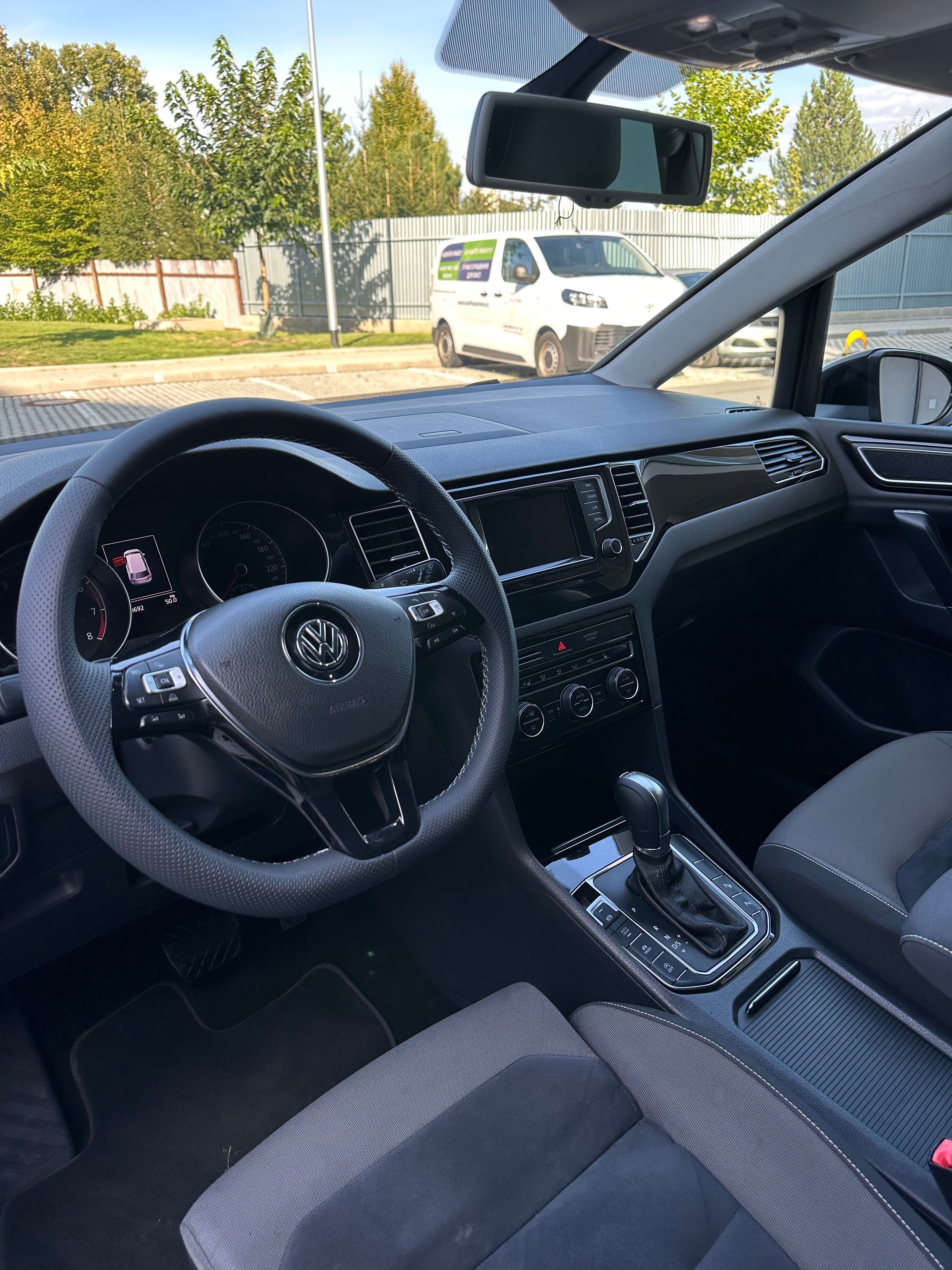 Volkswagen Golf, VW Golf Sportvan 1,4tsi - fotka 4