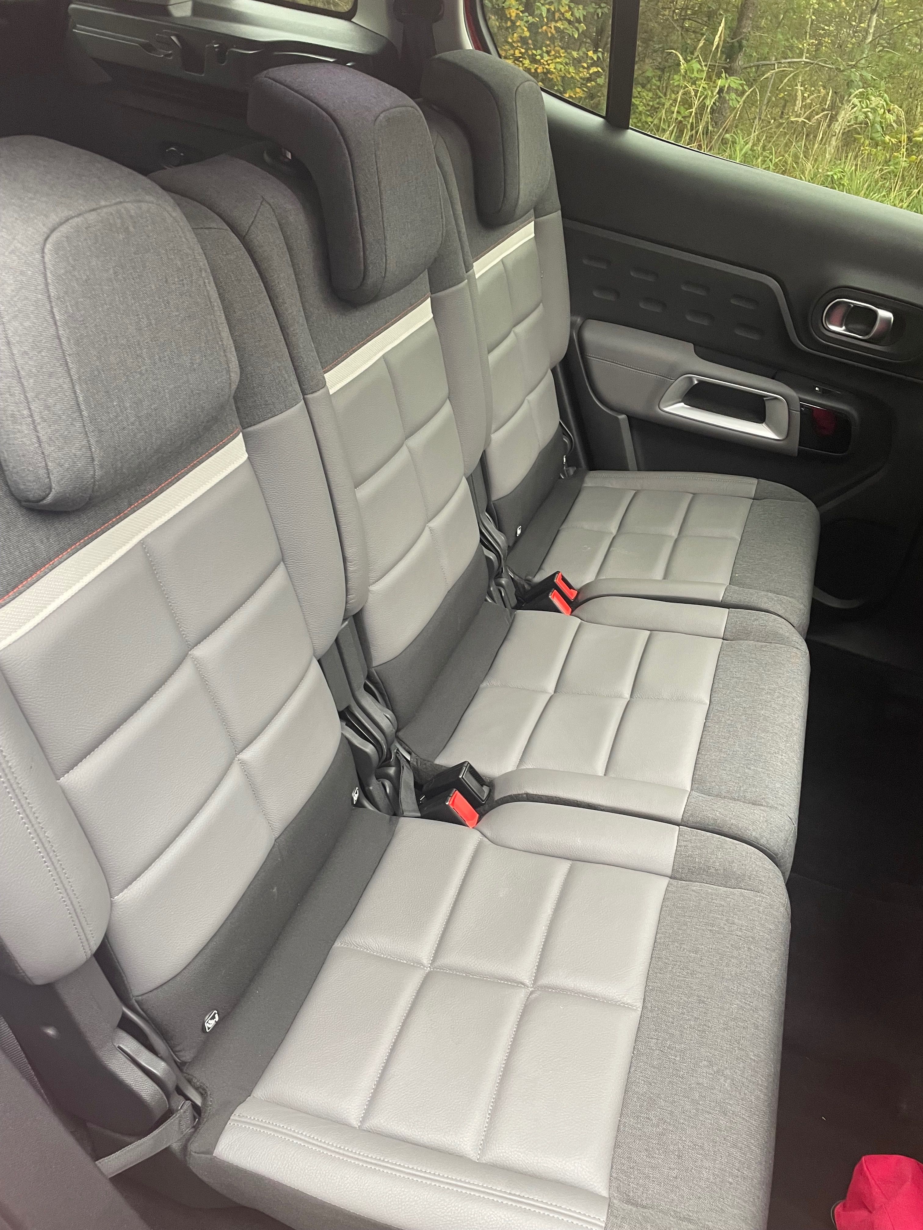 Citroën C5 Aircross, Koupeno Čr, panorama, kůže - fotka 3
