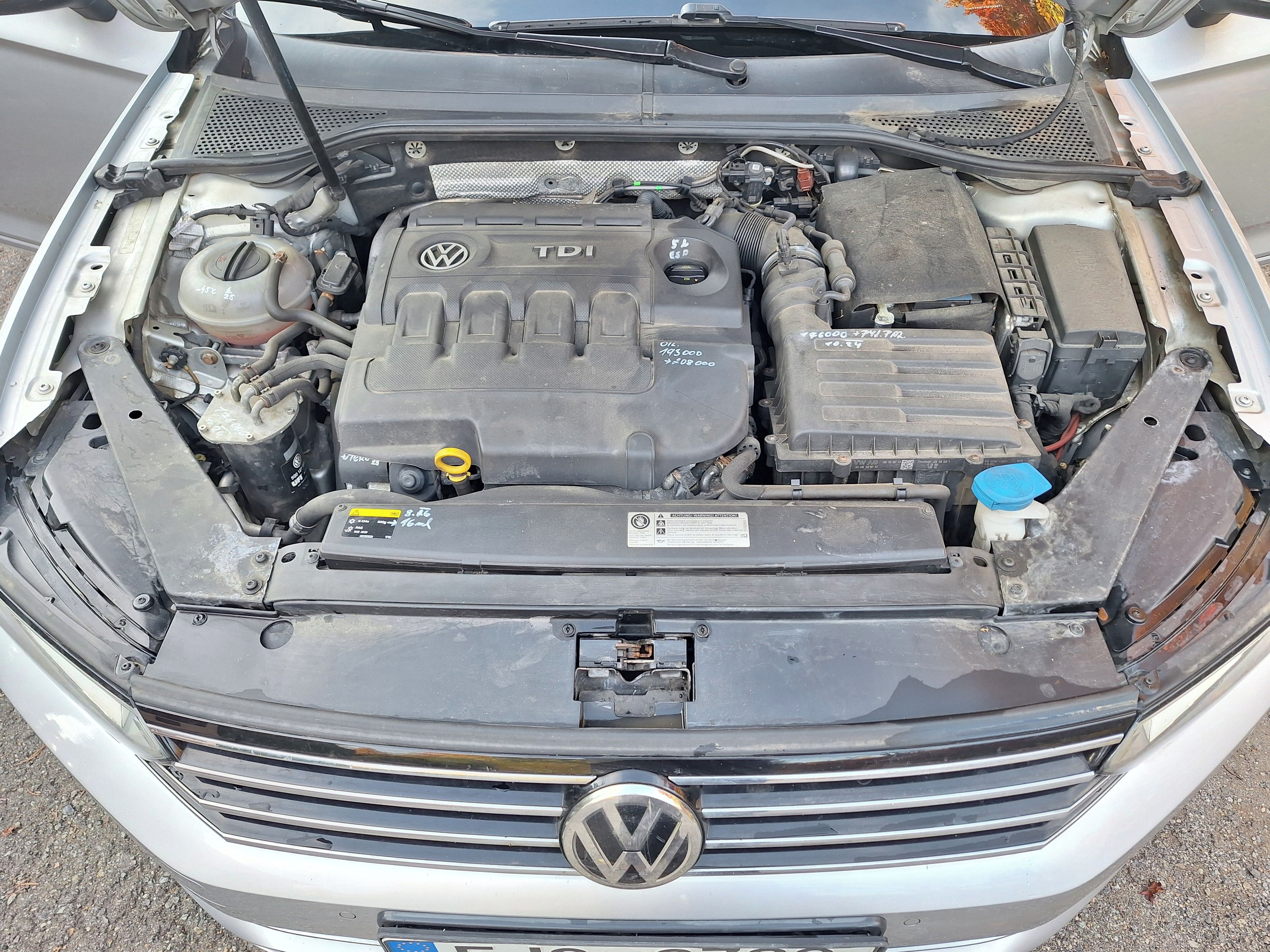 Volkswagen Passat, 1.9 TDI, v dobrém stavu - fotka 6