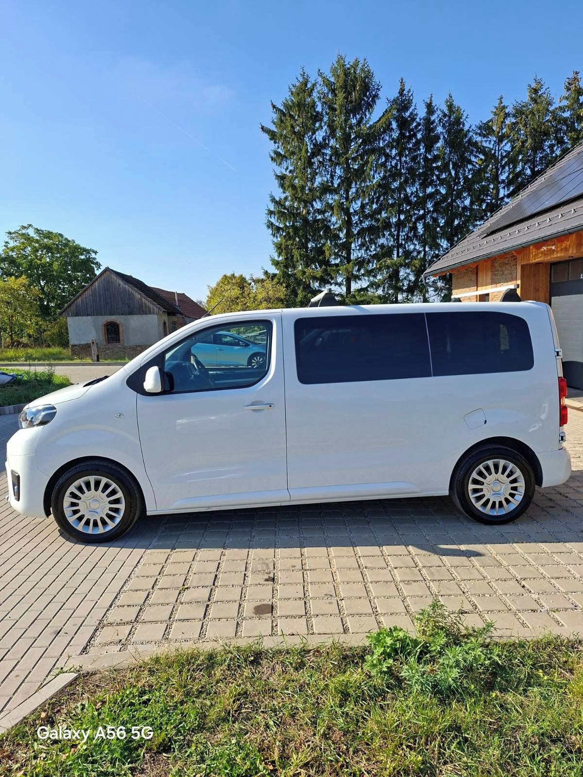 Toyota Proace, Toyota Proace Verso 2.0D aut. - fotka 4