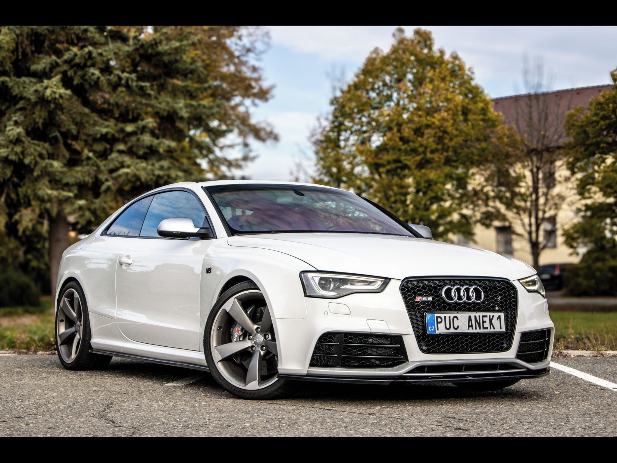 Audi RS5 - fotka 3