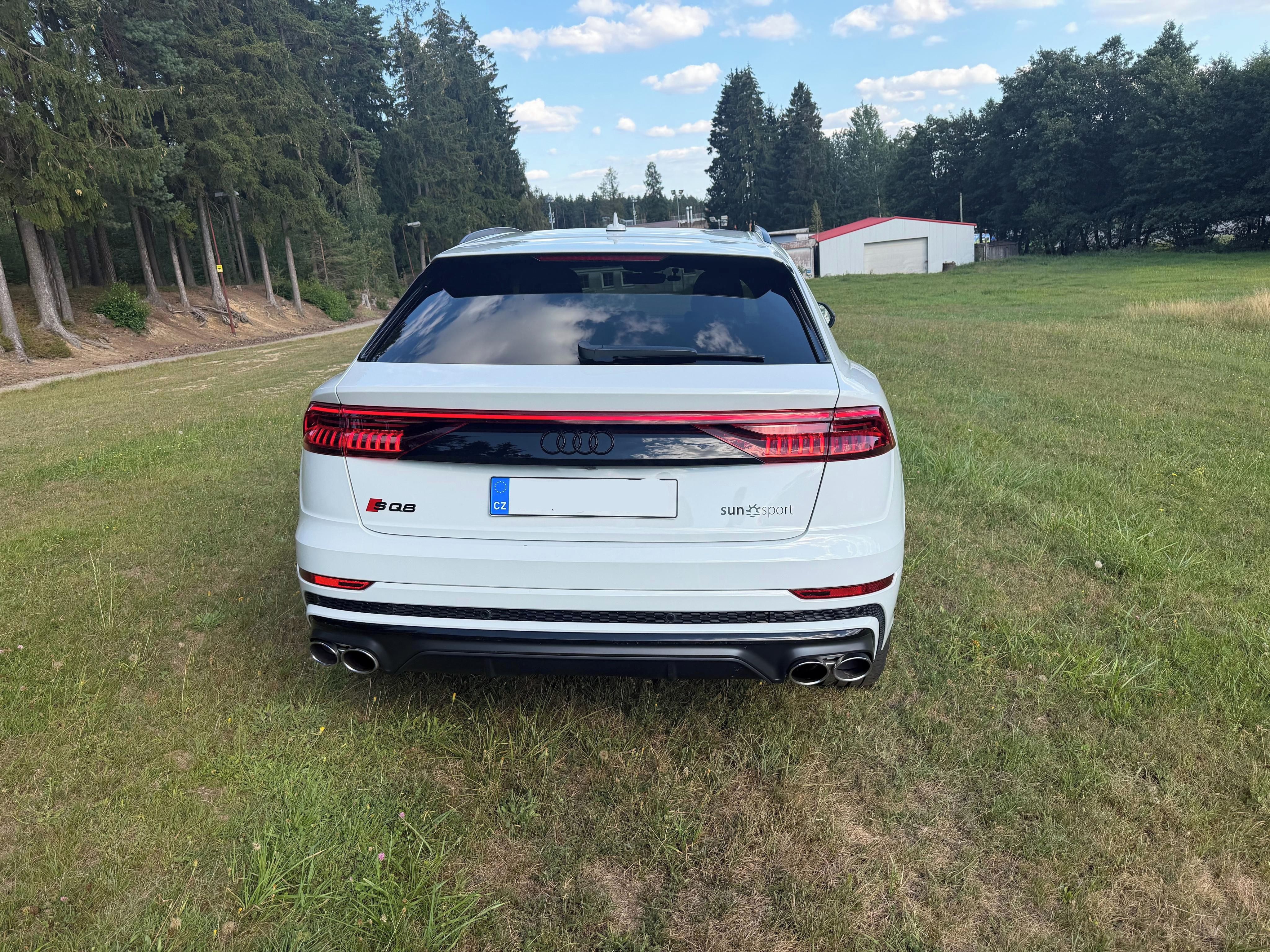 Audi SQ8 - fotka 6