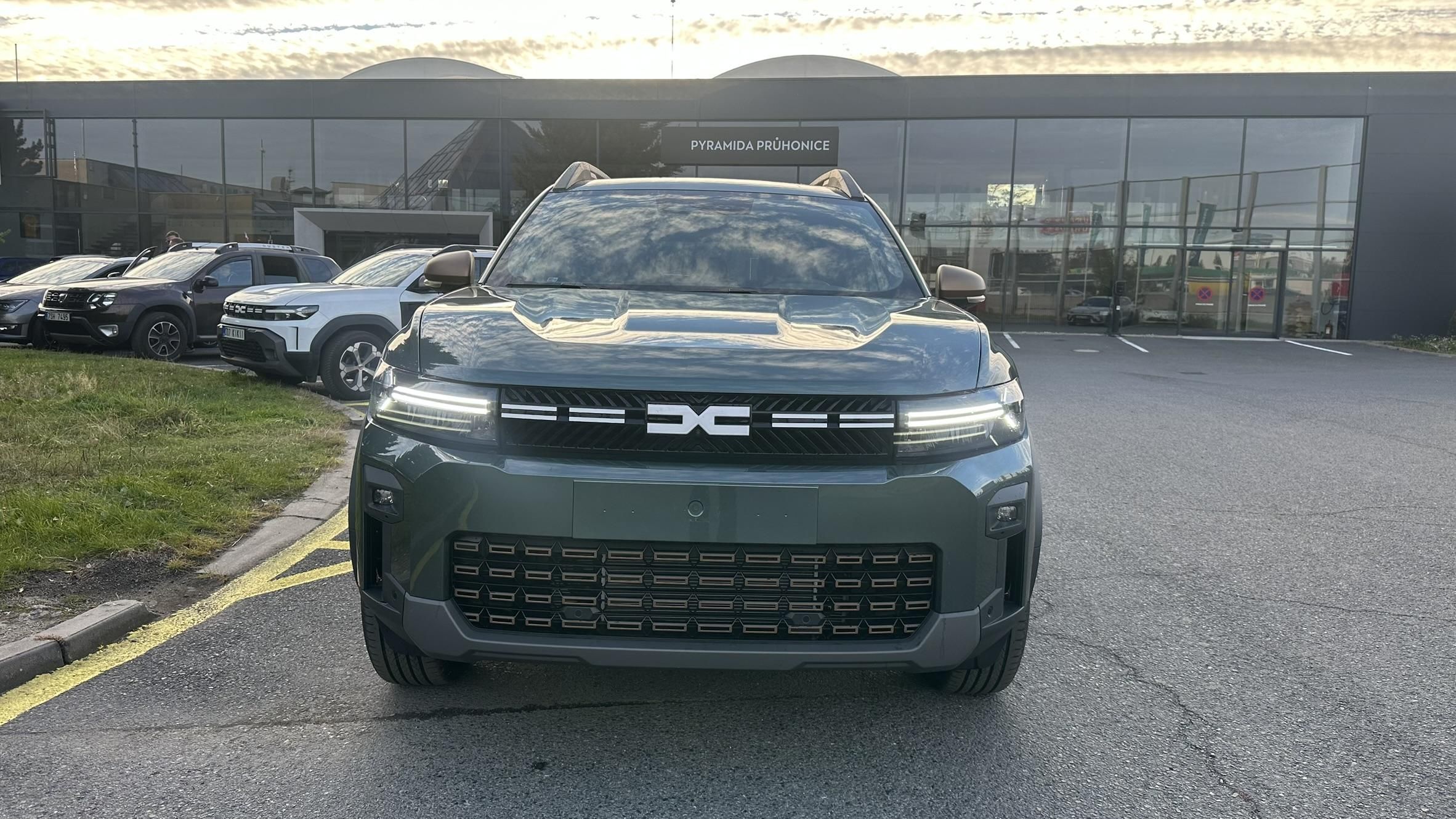 Dacia Bigster, Extreme Hybrid 155 - fotka 4