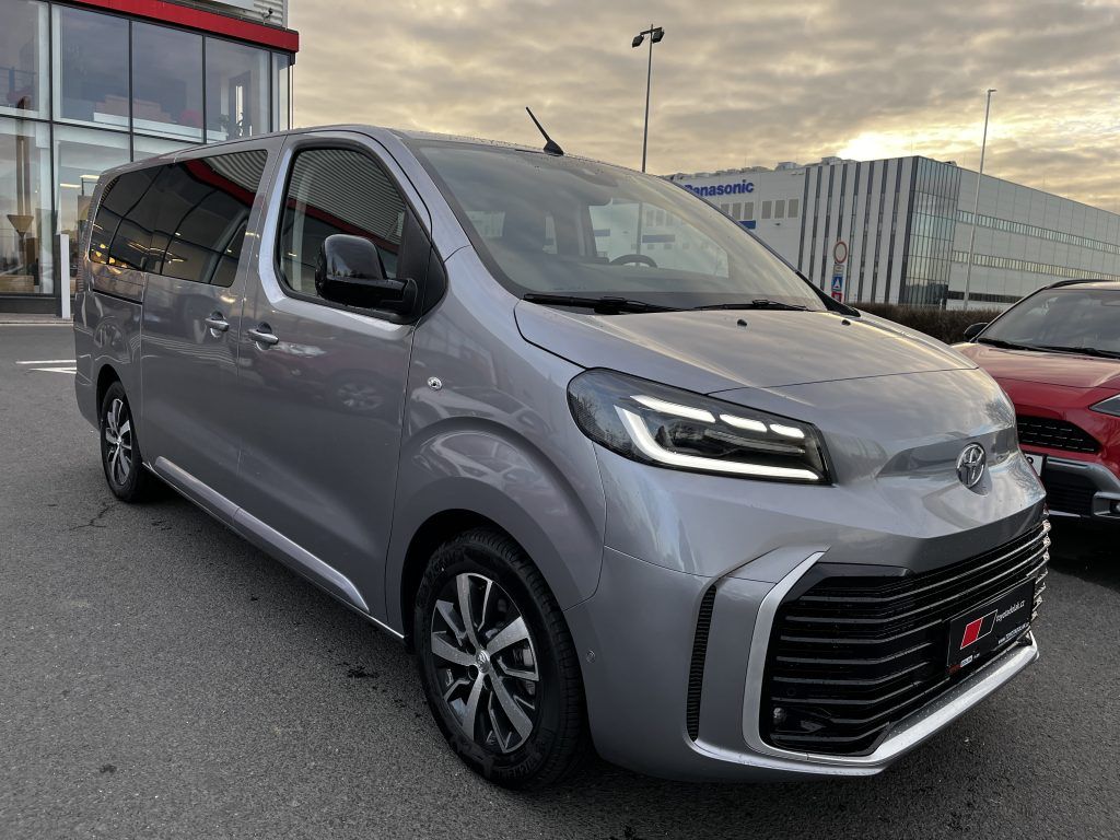 Toyota Proace Verso, 2.0D 8AT Family ODBĚR 1/2027 - fotka 2