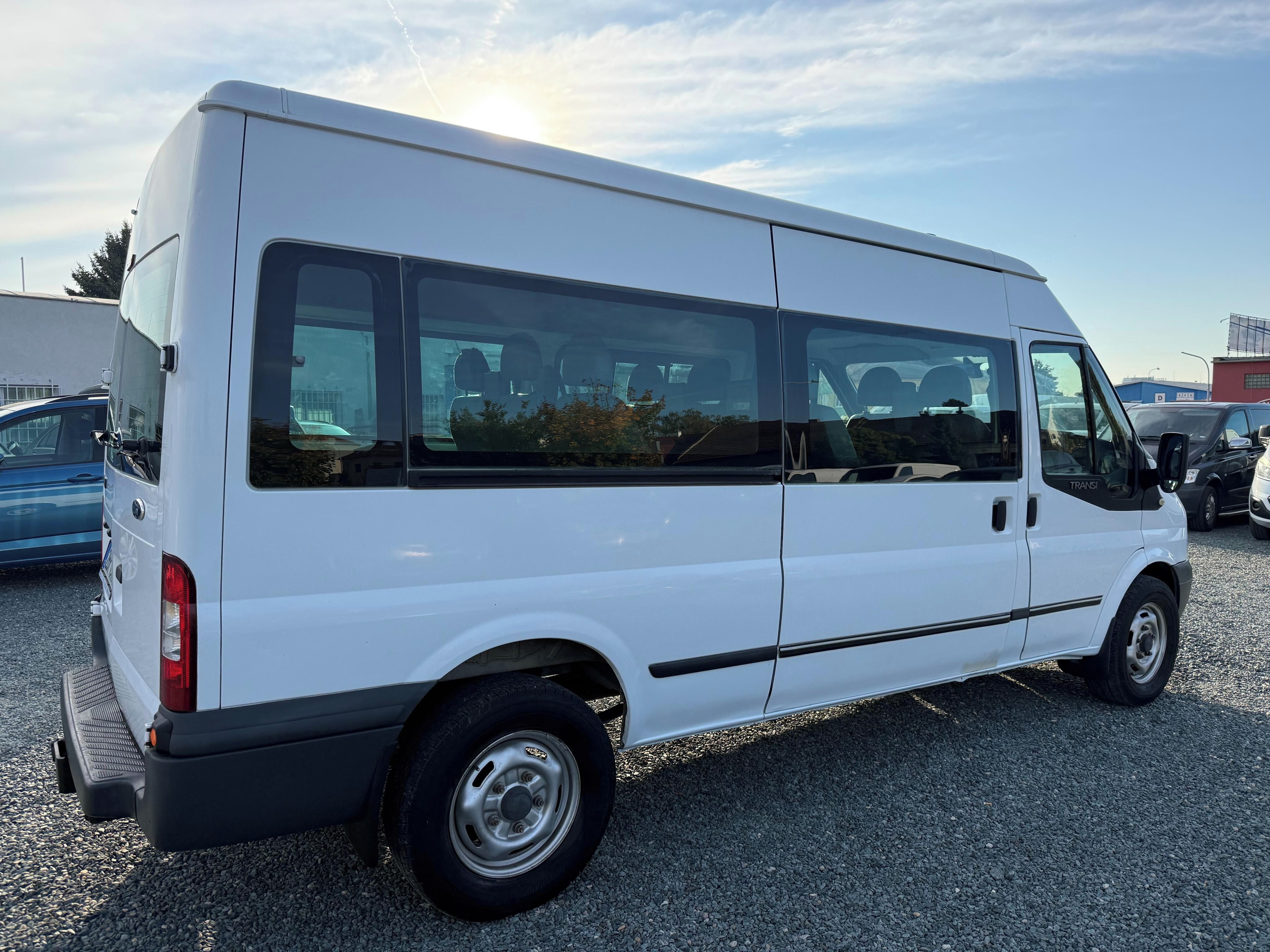 Ford Transit, 2.4 TDCi 85Kw 9-Míst L3H2 - fotka 5