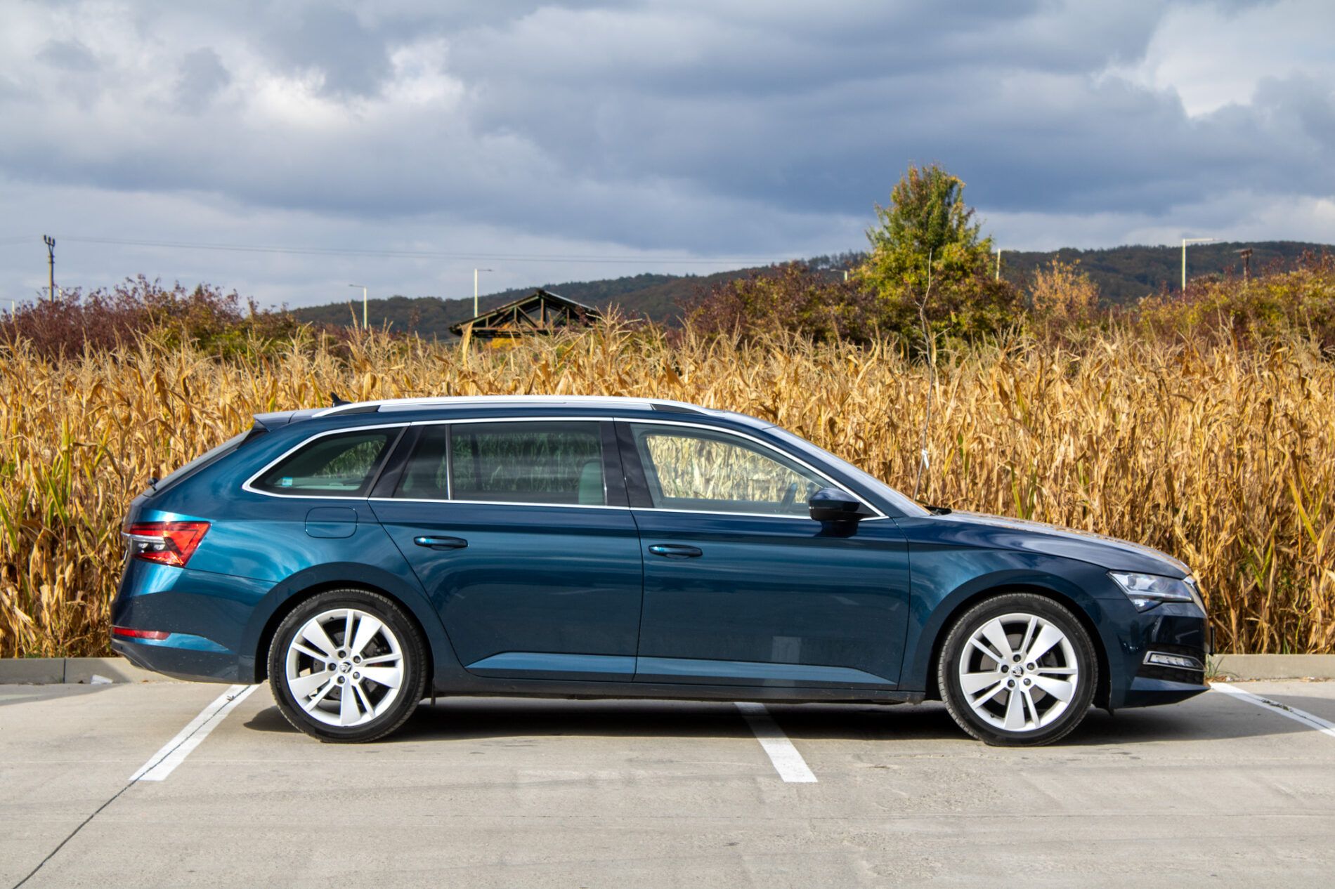 Škoda Superb - fotka 4