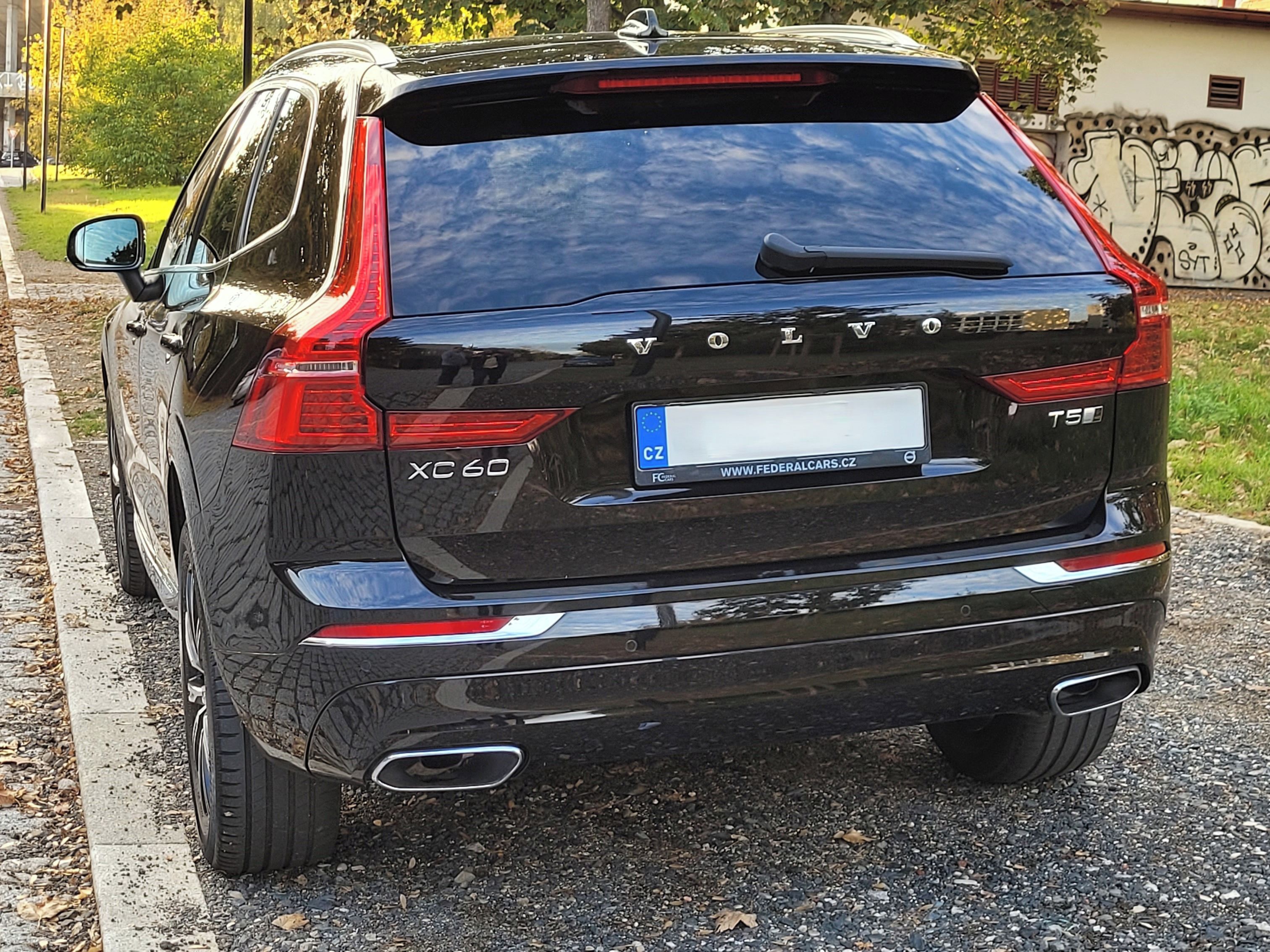 Volvo XC60, T5 AWD Inscription vzduch pano - fotka 4