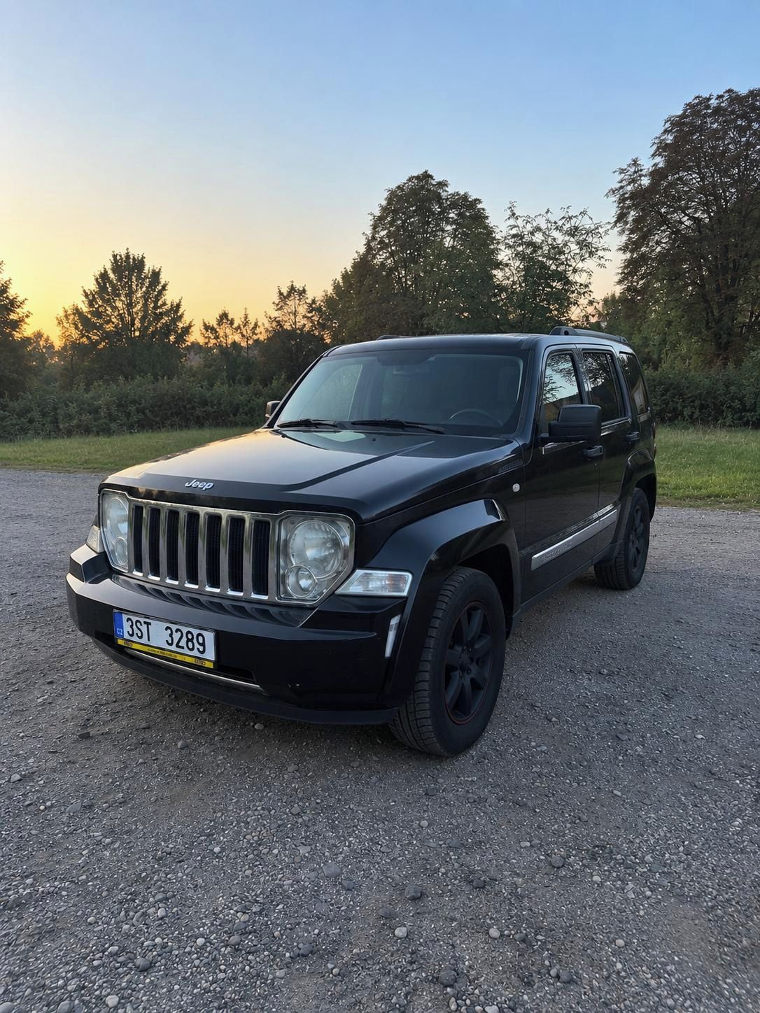Jeep Cherokee, Cherokee 2.8 CRD 4x4, automat - fotka 6