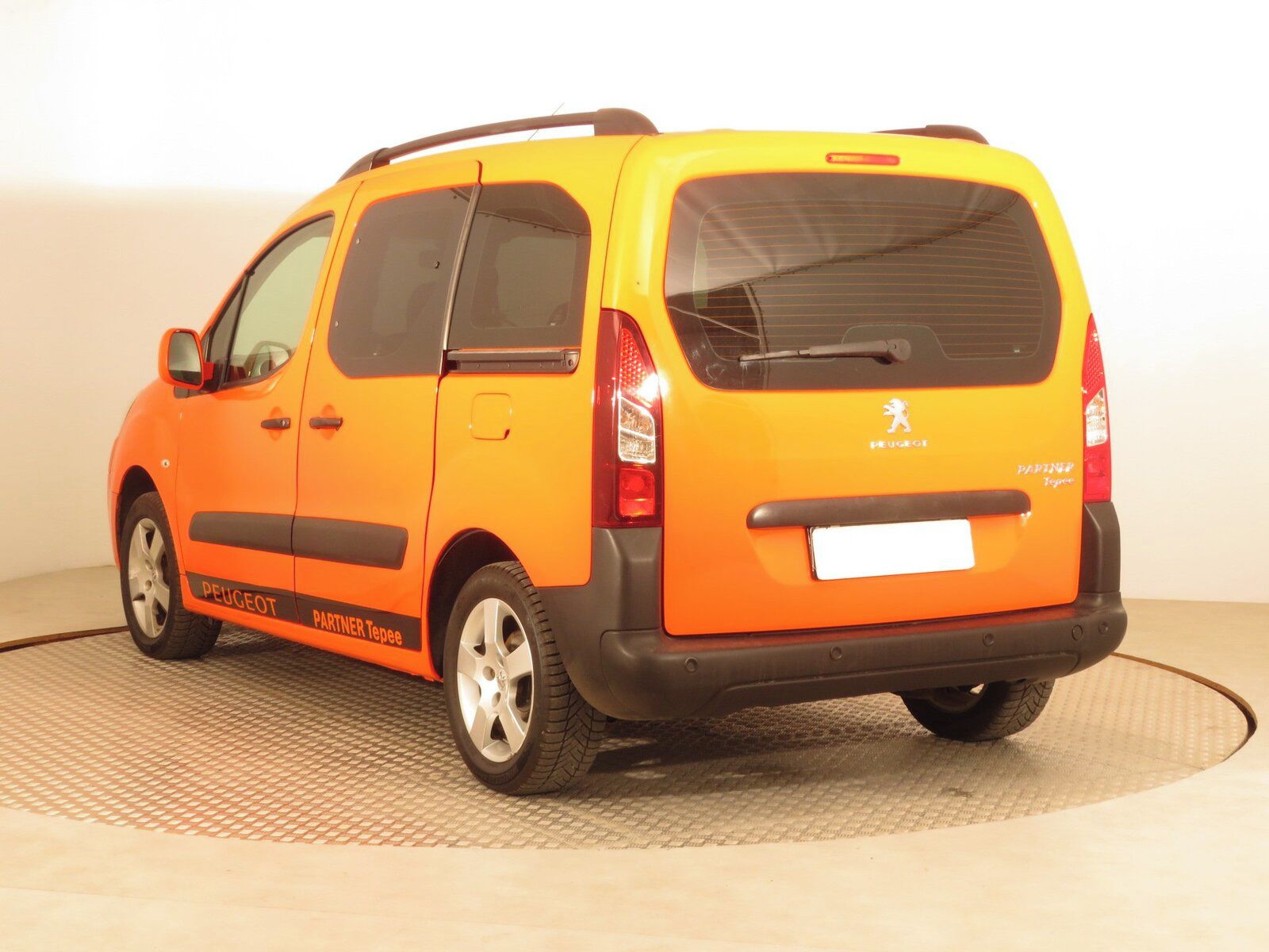 Peugeot Partner, 1.6 HDi, 5Míst, ČR - fotka 4