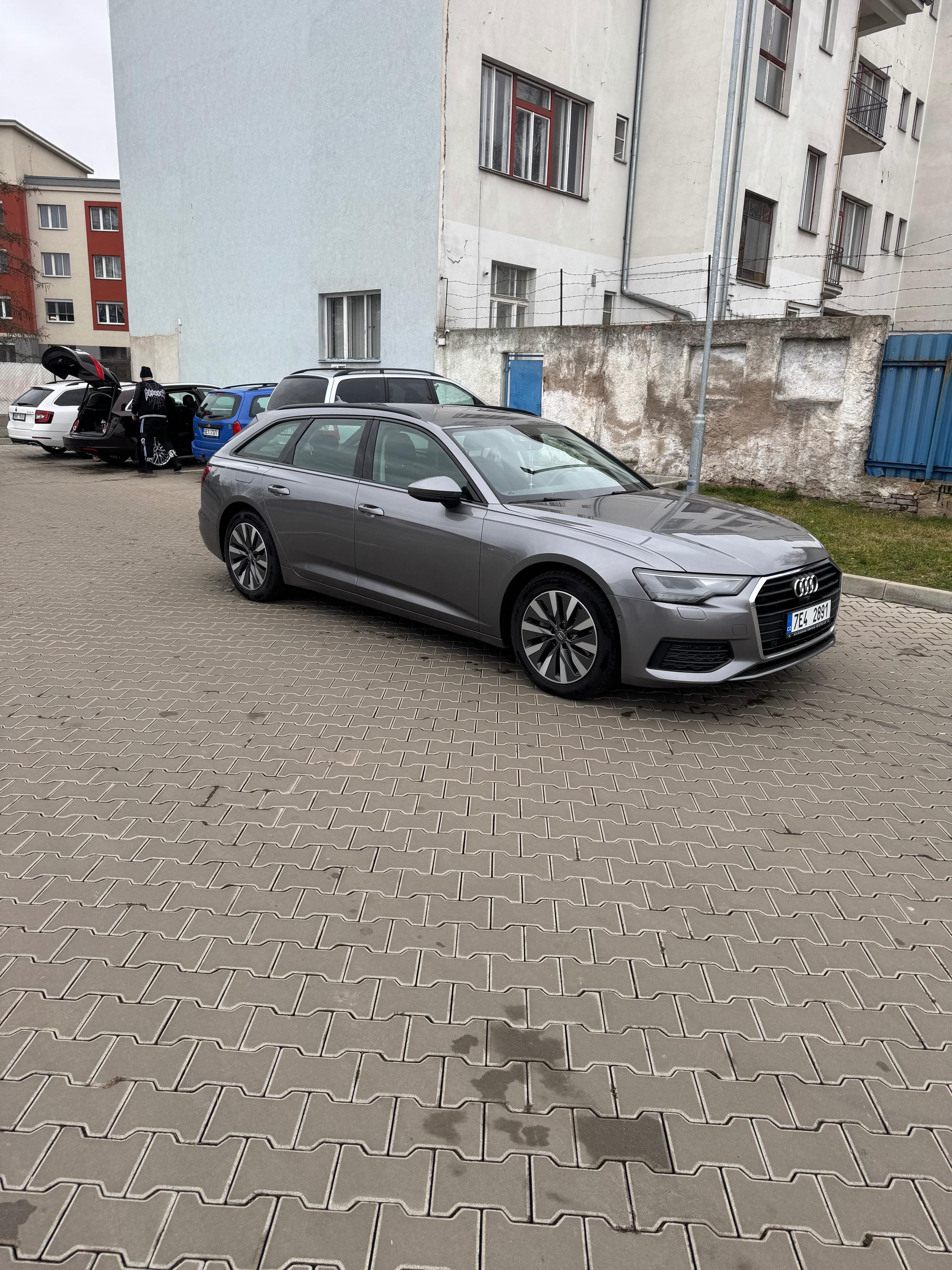 Audi A6, Motor: 2.0 TDI, nafta, 120 kW - fotka 2