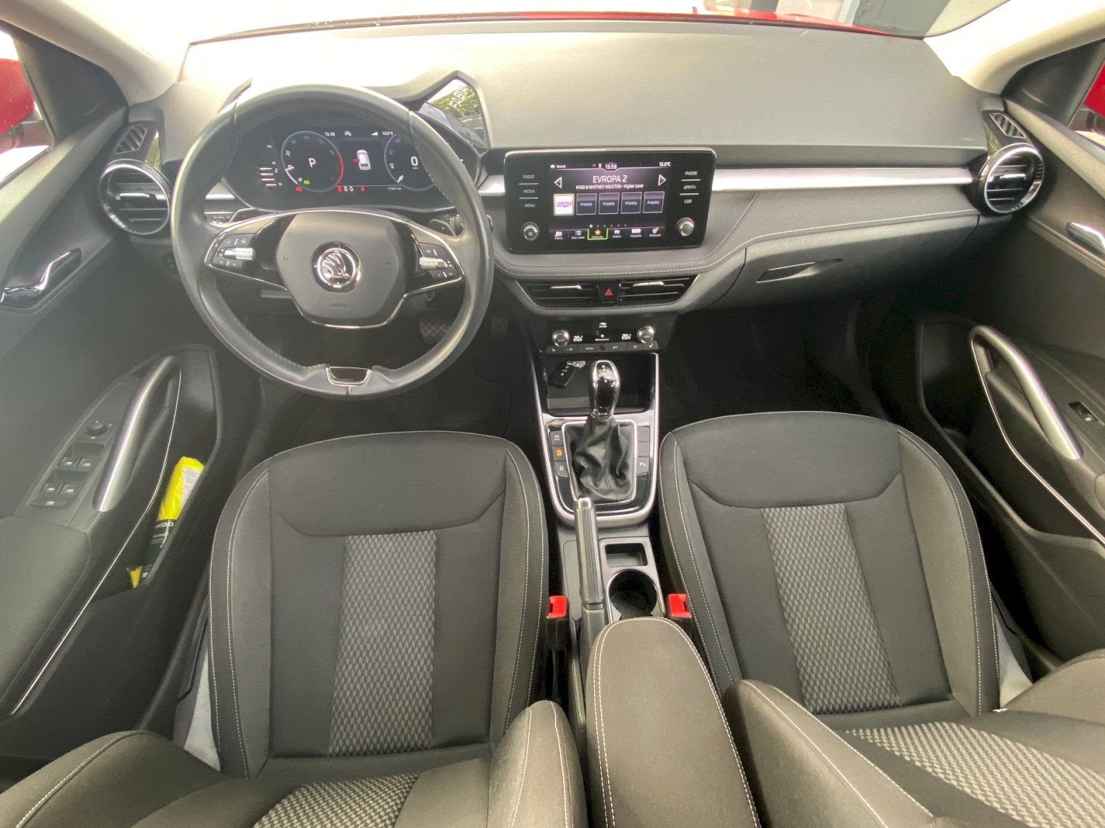 Škoda Fabia, Style Plus 1.0 TSI 81 kW DSG - fotka 5