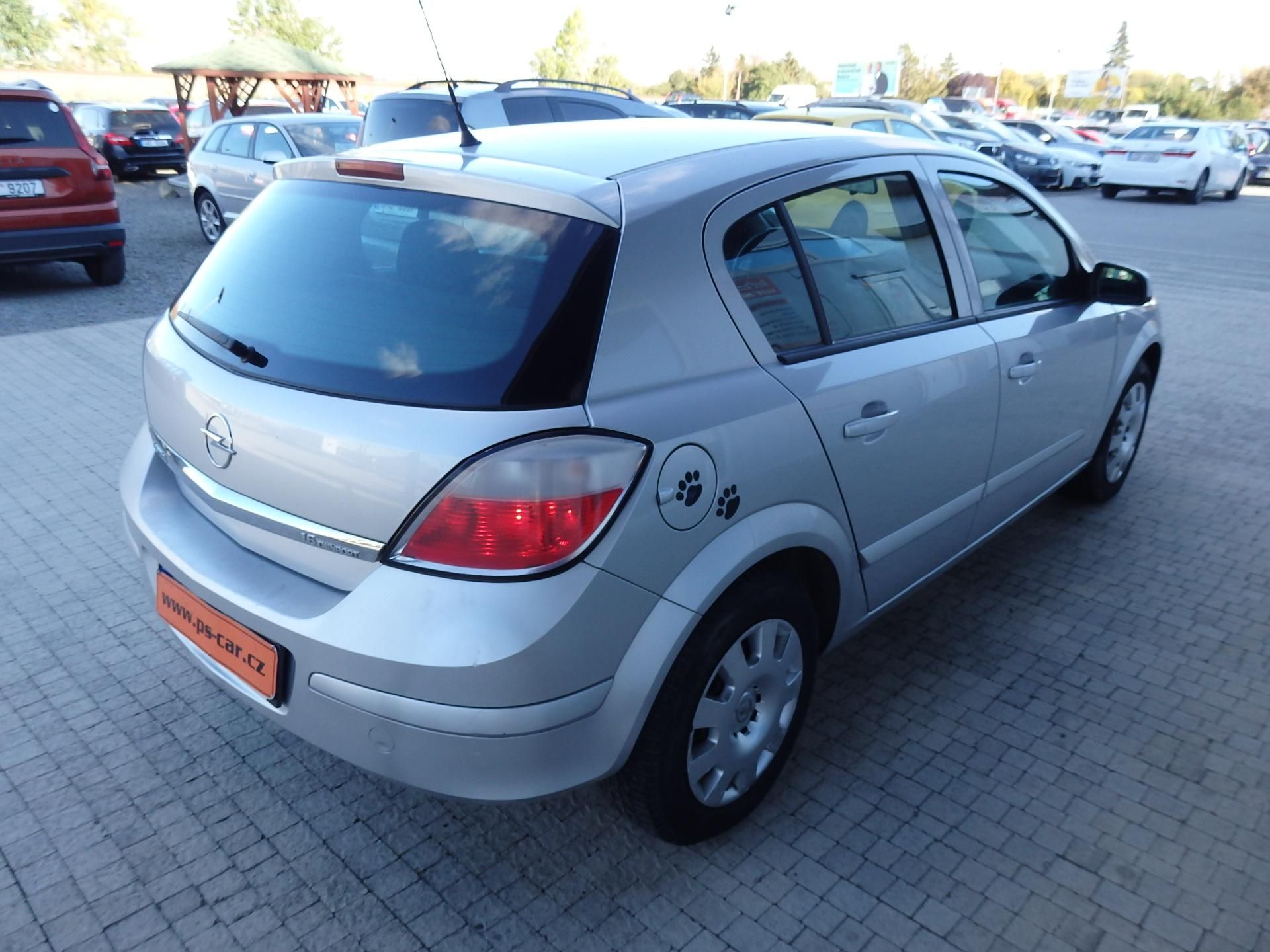 Opel Astra, 1.6i 77 kW DIGI. KLIMA - fotka 4