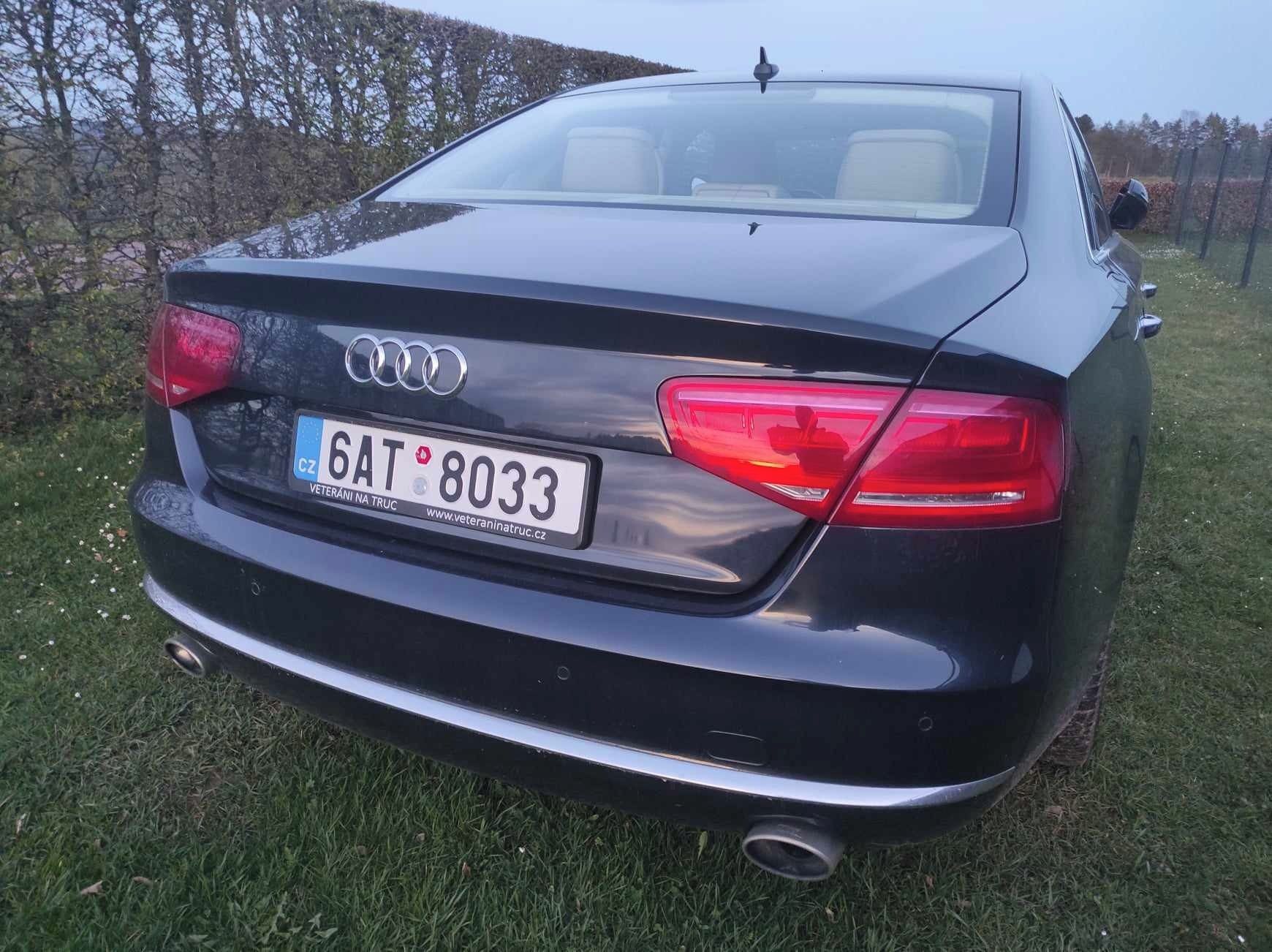 Audi A8 - fotka 3