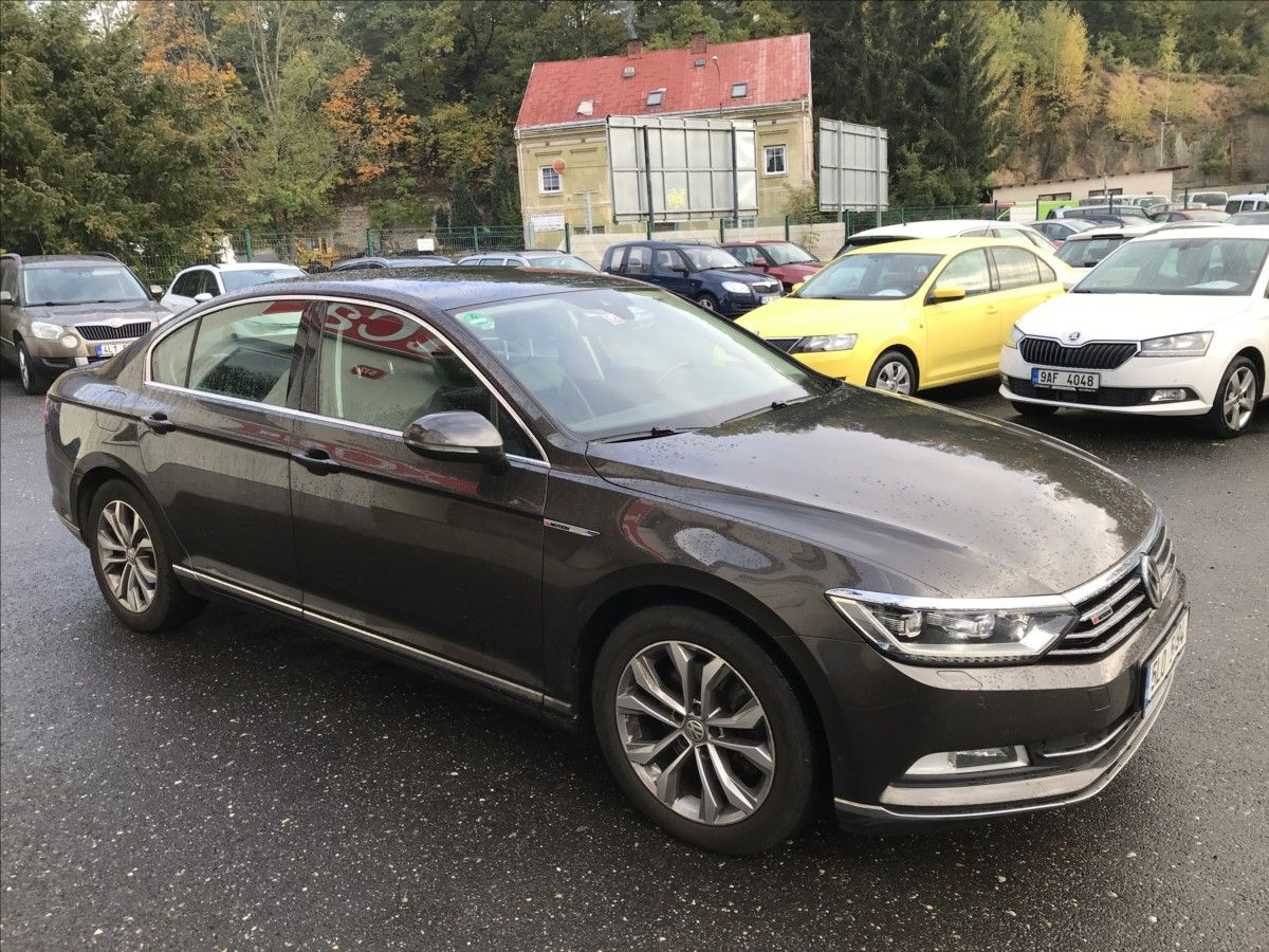 Volkswagen Passat, 2,0 TDi 4x4 110kW MT - fotka 4