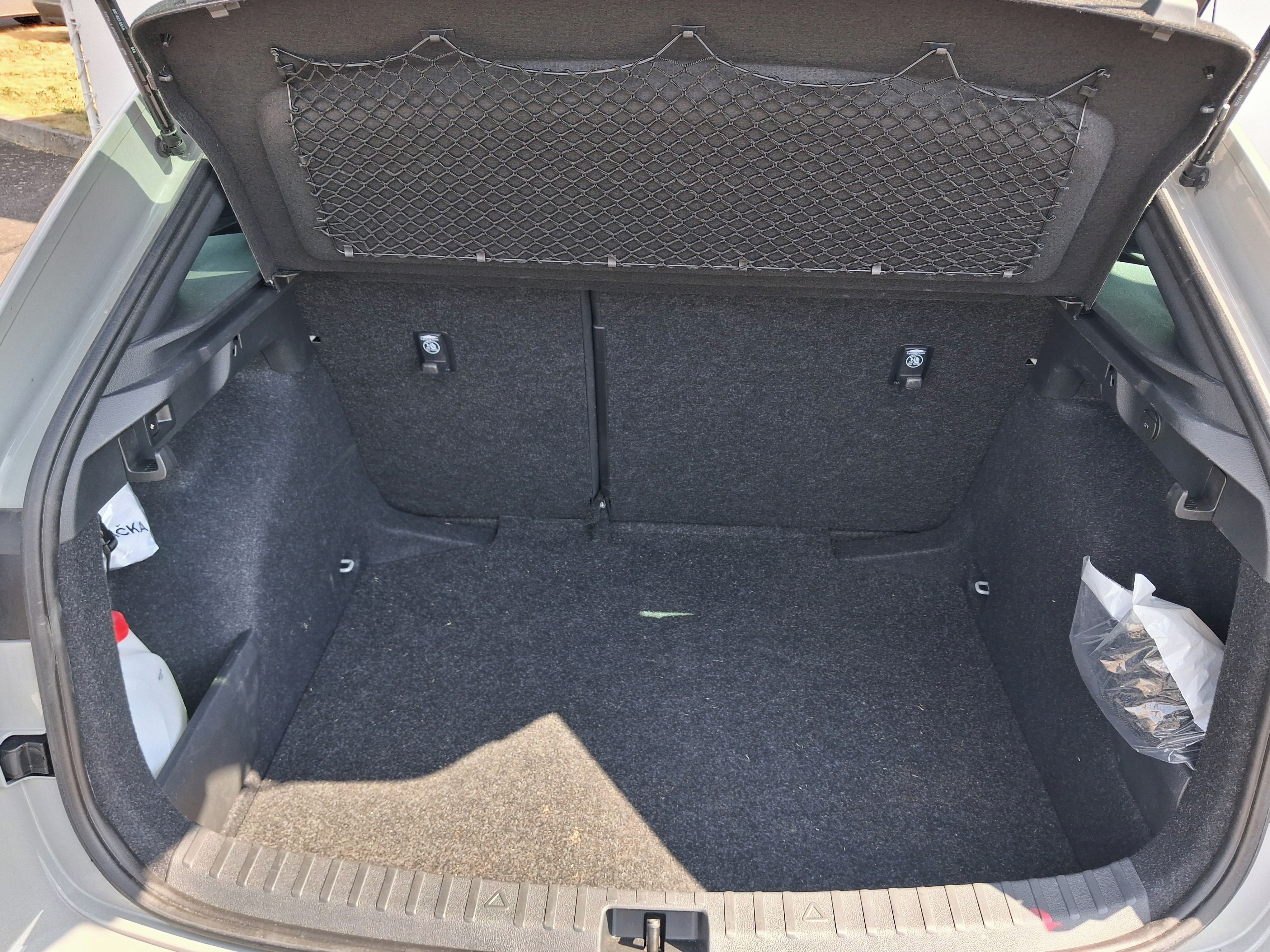 Škoda Scala, 1.0 TSI 85 kW DSG Monte Carlo - fotka 6