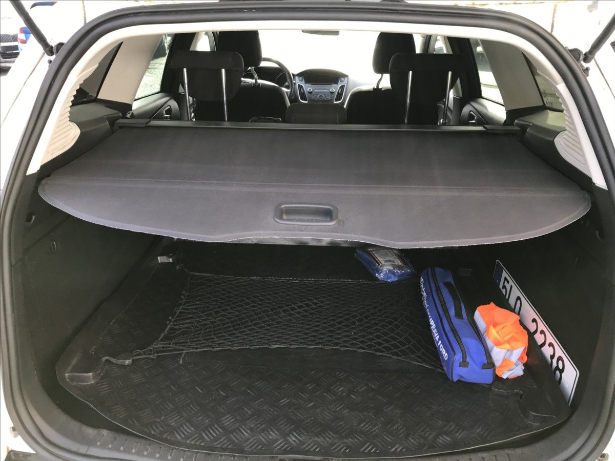 Ford Focus, 1,0 EcoBoost 92kW Combi - fotka 6