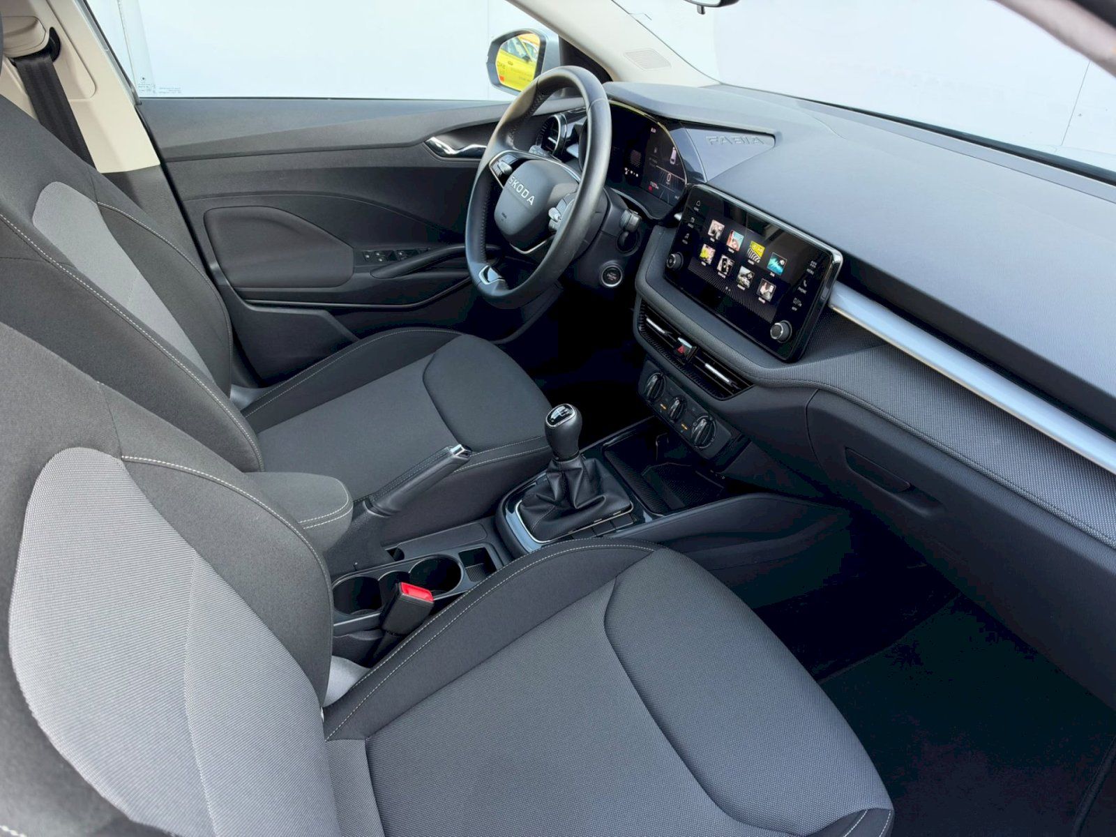 Škoda Fabia, Selection 1,0 TSI 70 kW 5° MP - fotka 6