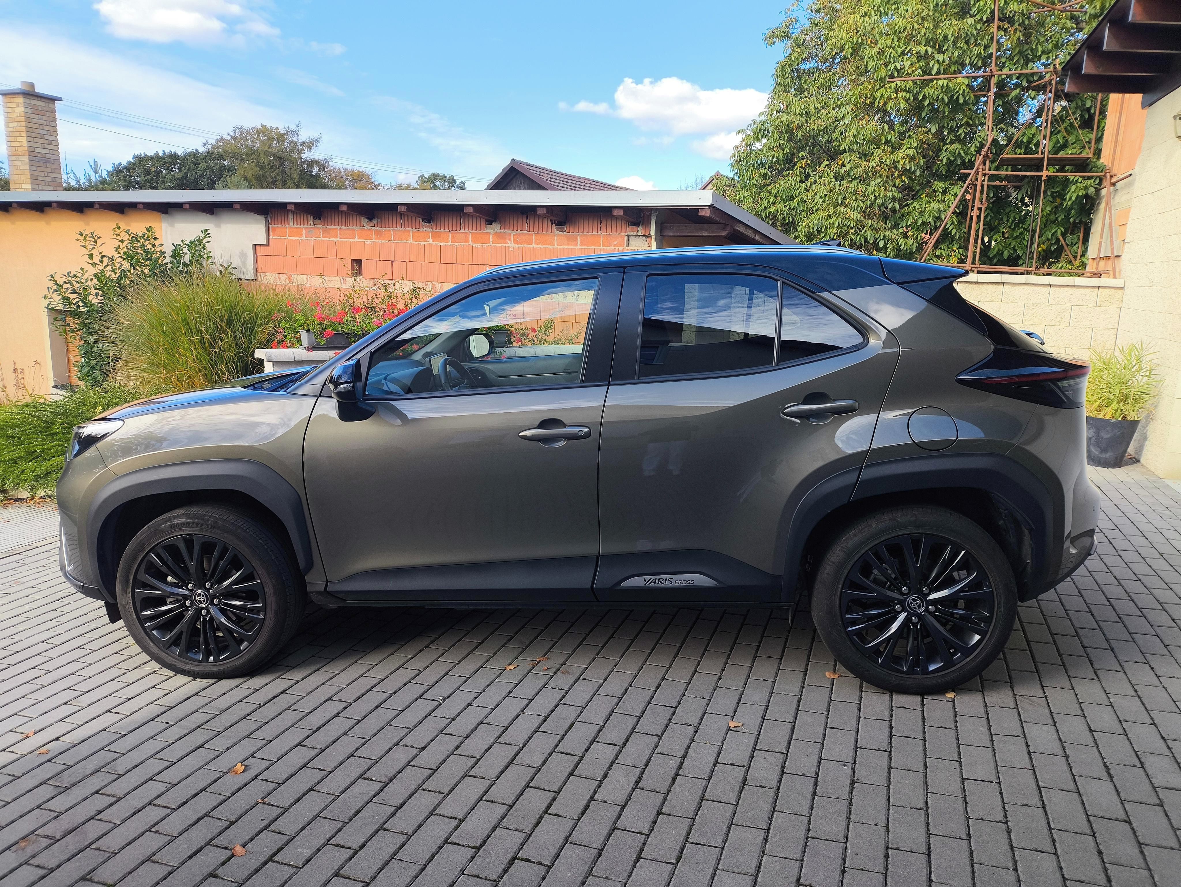 Toyota Yaris Cross, 1490cm3-servisováno TOYOTA - fotka 4