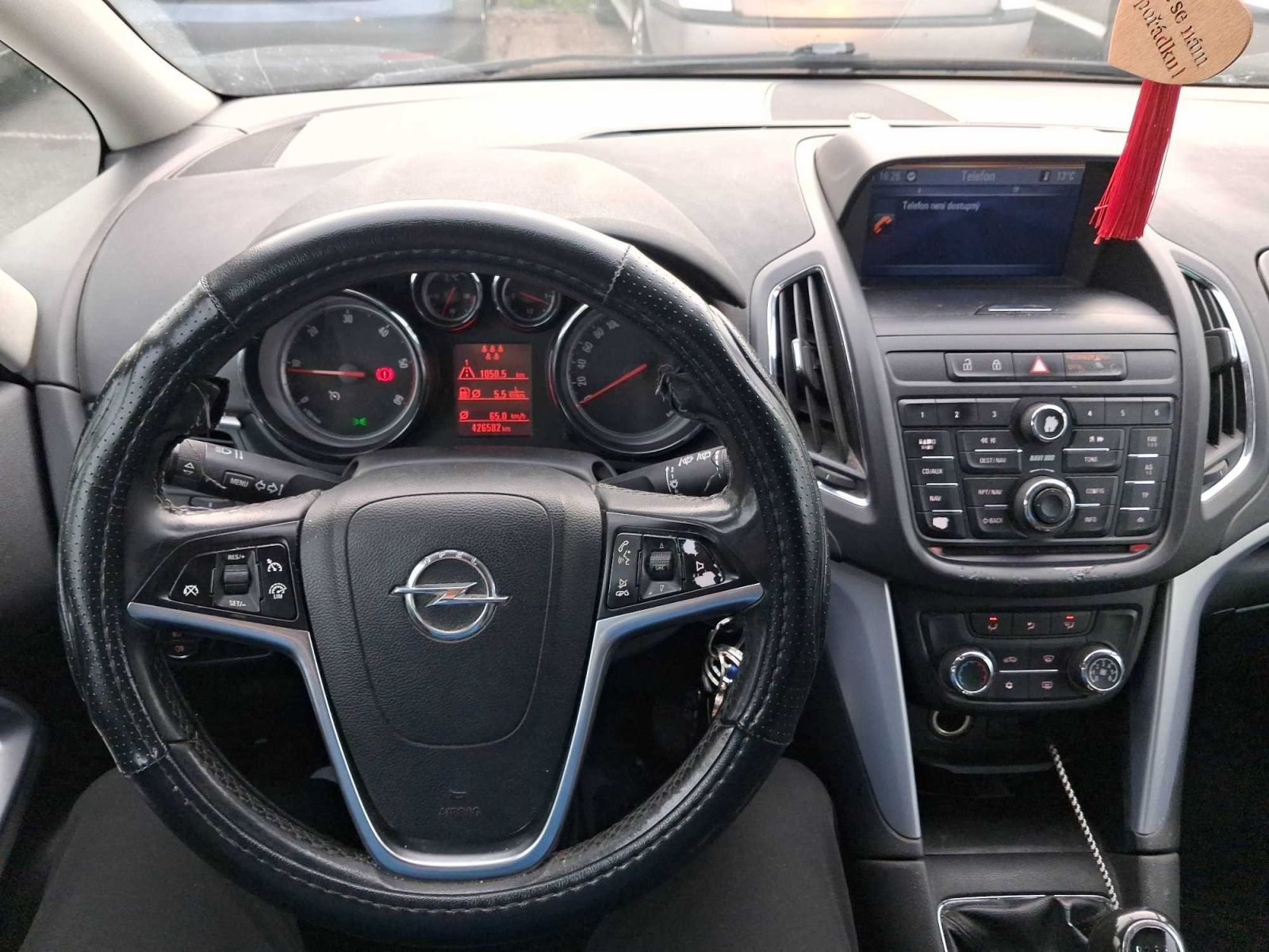 Opel Zafira, 2.0 CDTI, 7 míst, zamluveno - fotka 3