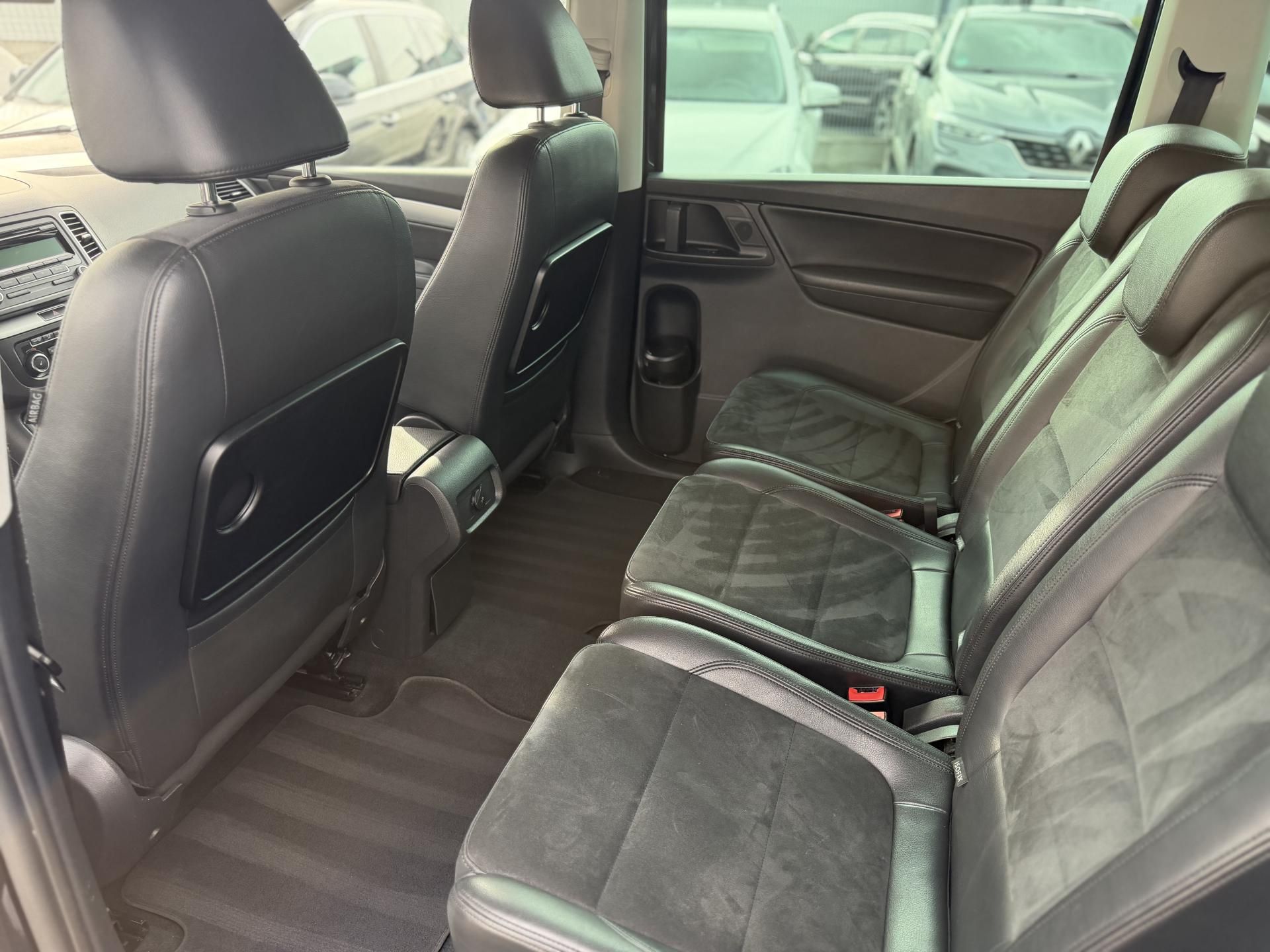 Volkswagen Sharan, 2.0 TDi, 103kw, tažné - fotka 6
