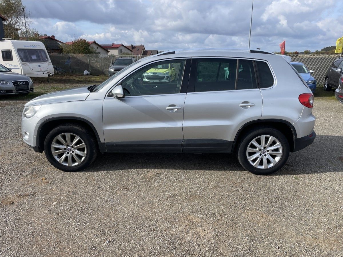 Volkswagen Tiguan, 2,0 TDi 4-Motion 125kw VADA MO - fotka 2