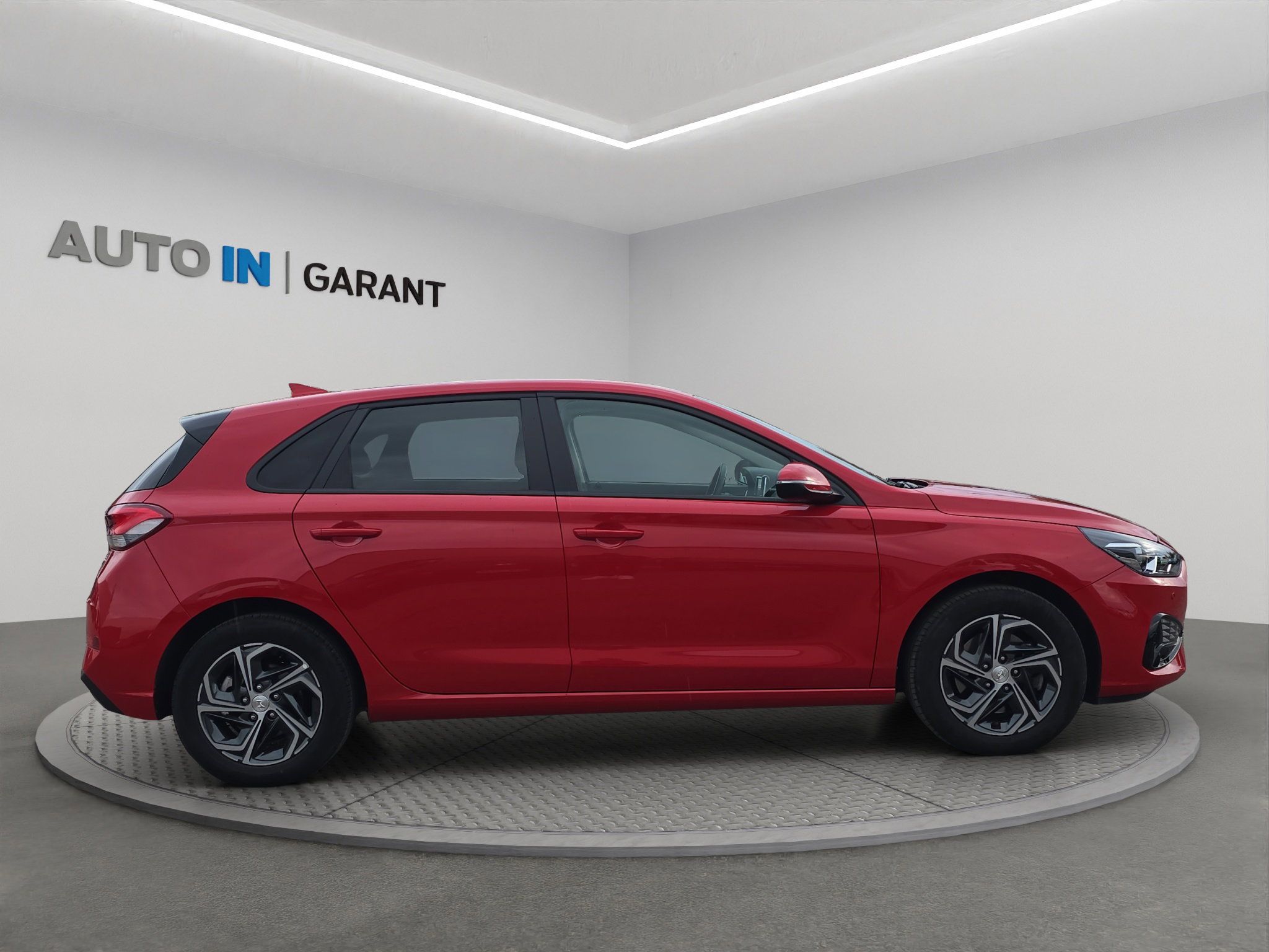 Hyundai i30, Family 1.5i 81kW, Serv.kniha - fotka 4