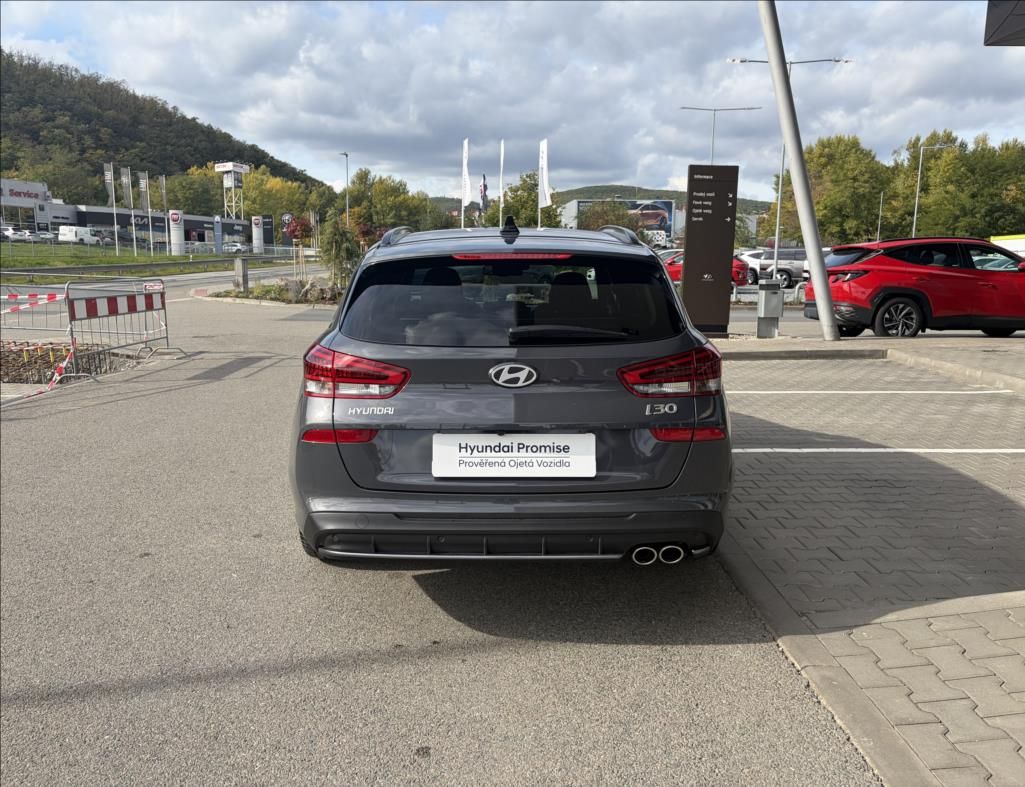 Hyundai i30, 1,6 T-GDI DCT  WG FL N Line - fotka 6