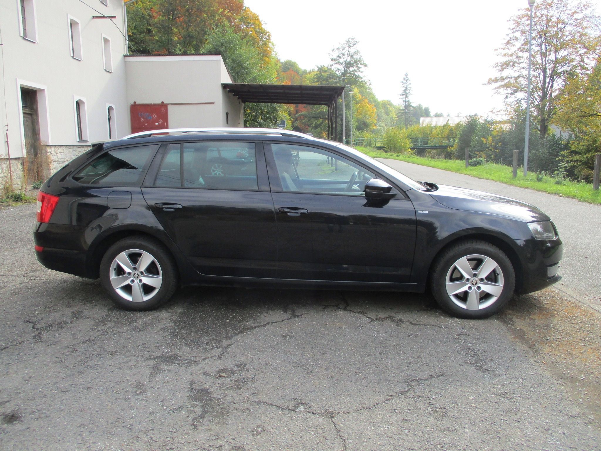 Škoda Octavia, III - 1.8 TS, 132 kw, 4x4 - fotka 6