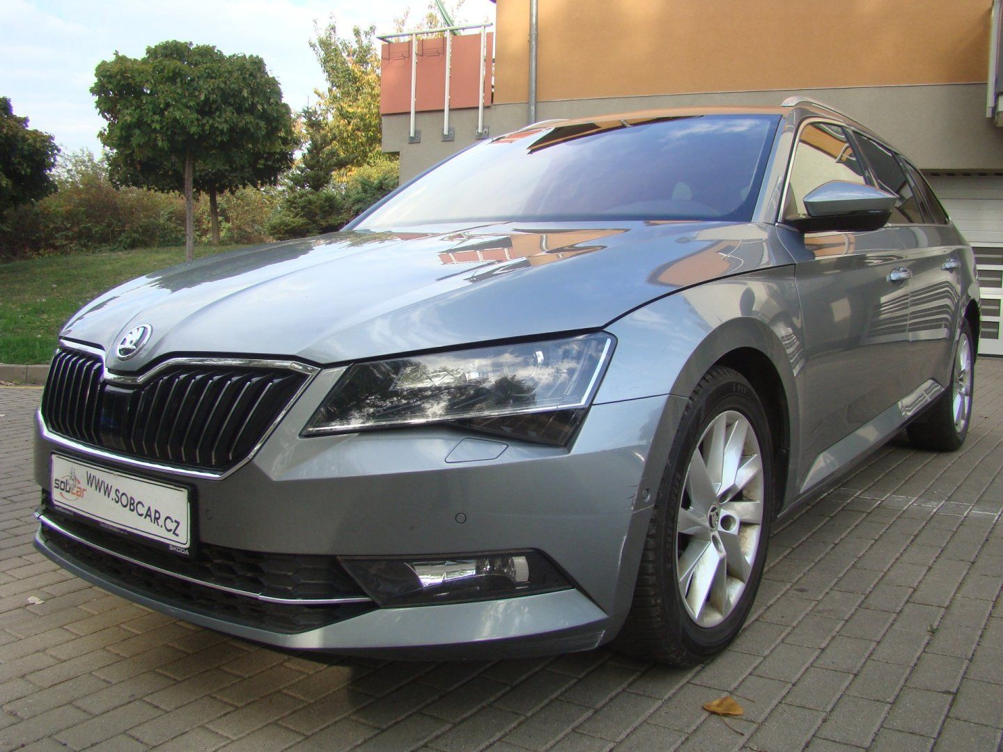 Škoda Superb, 1.6 TDi DSG