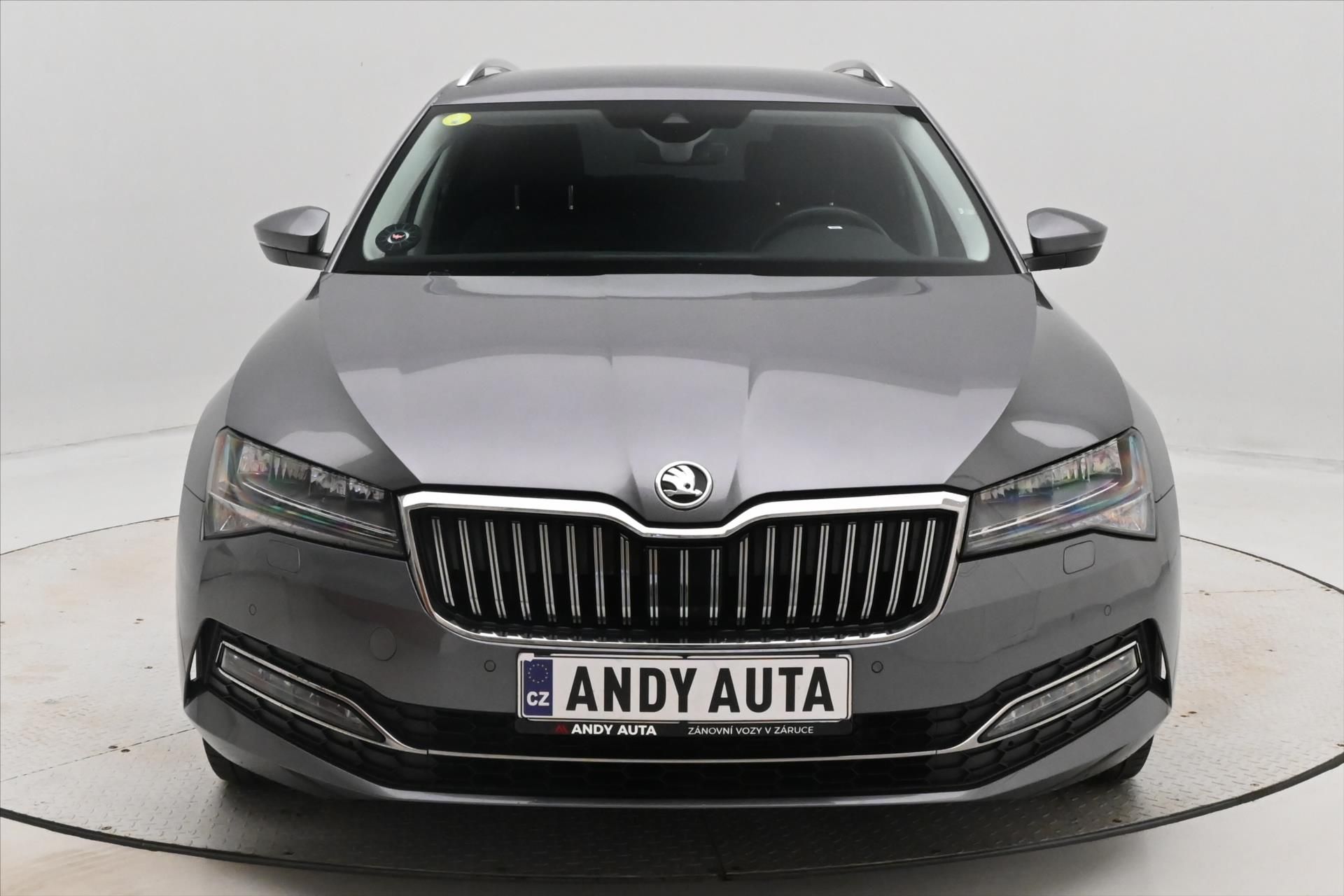 Škoda Superb, 2,0 TDI 110 kW DSG Style Záruk - fotka 2