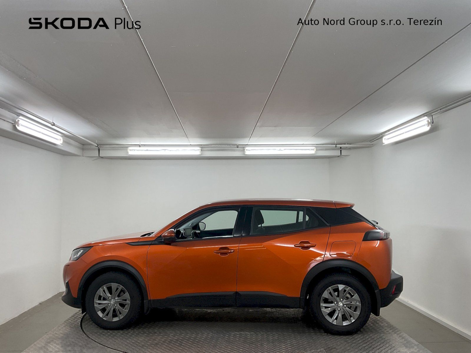 Peugeot 2008, 1,2PT 96kW 1.Maj ČR TAŽNÉ - fotka 3
