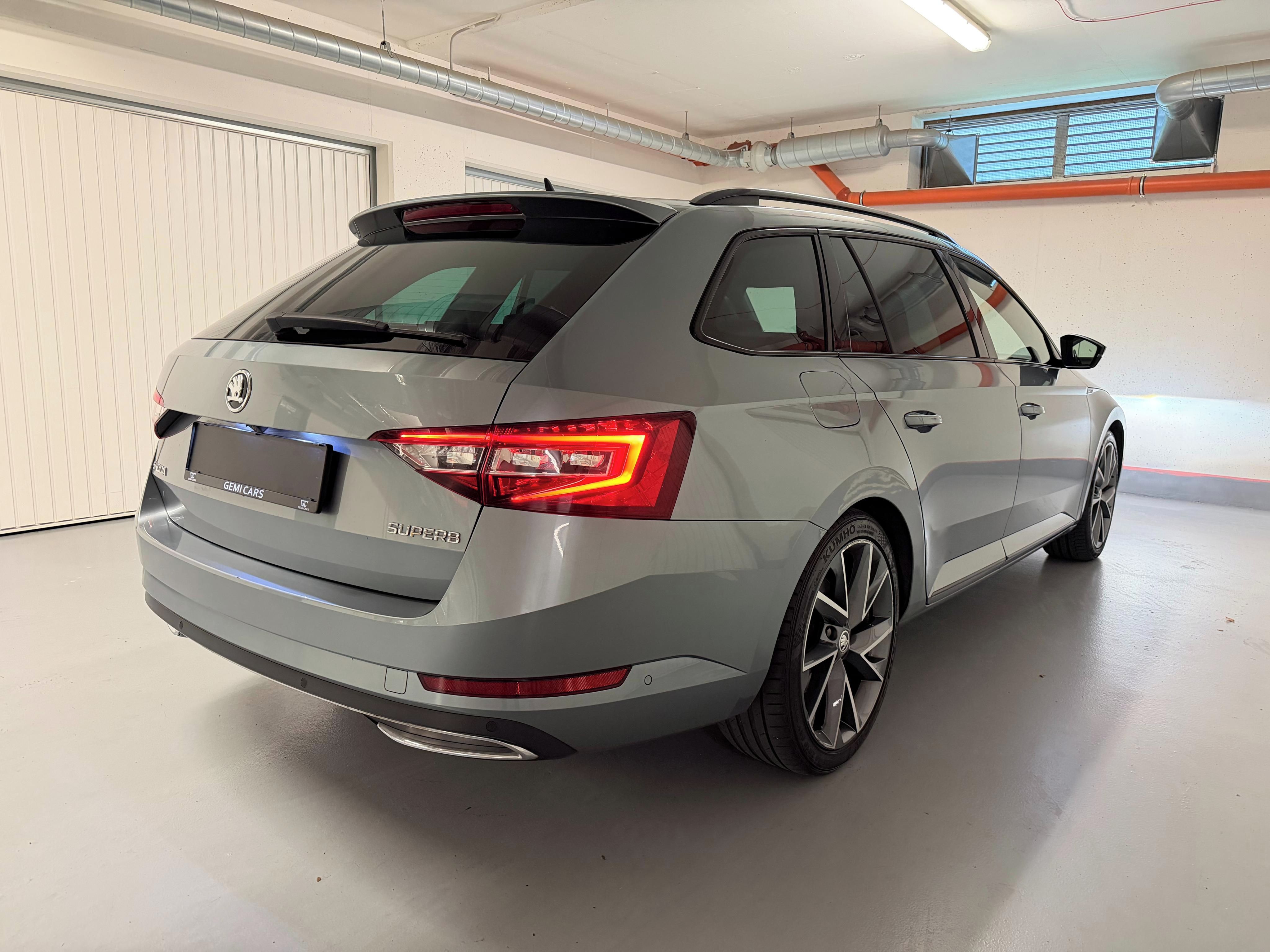 Škoda Superb, SPORTLINE 140kW DSG ACC PANO - fotka 2