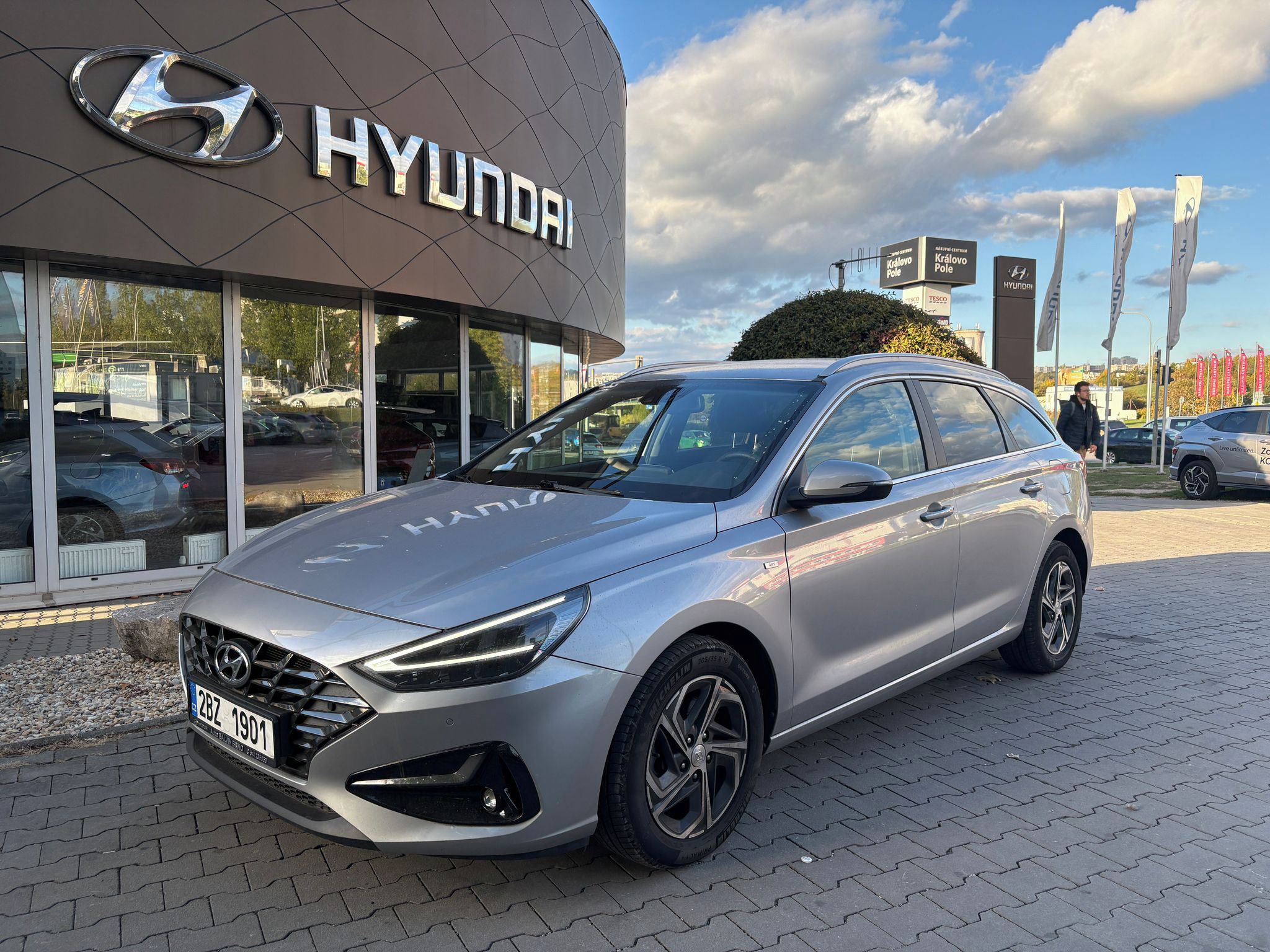 Hyundai i30, Smart 1.5 T-GDi 118kW