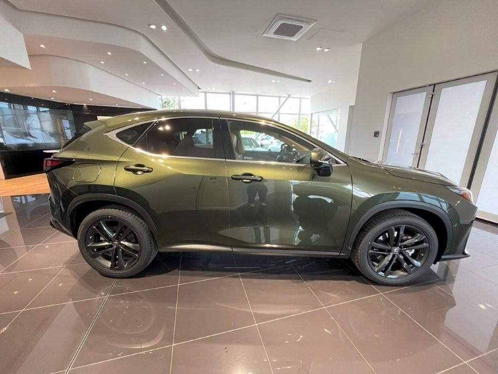 Lexus NX 450h+, Prestige 4x4 - fotka 5