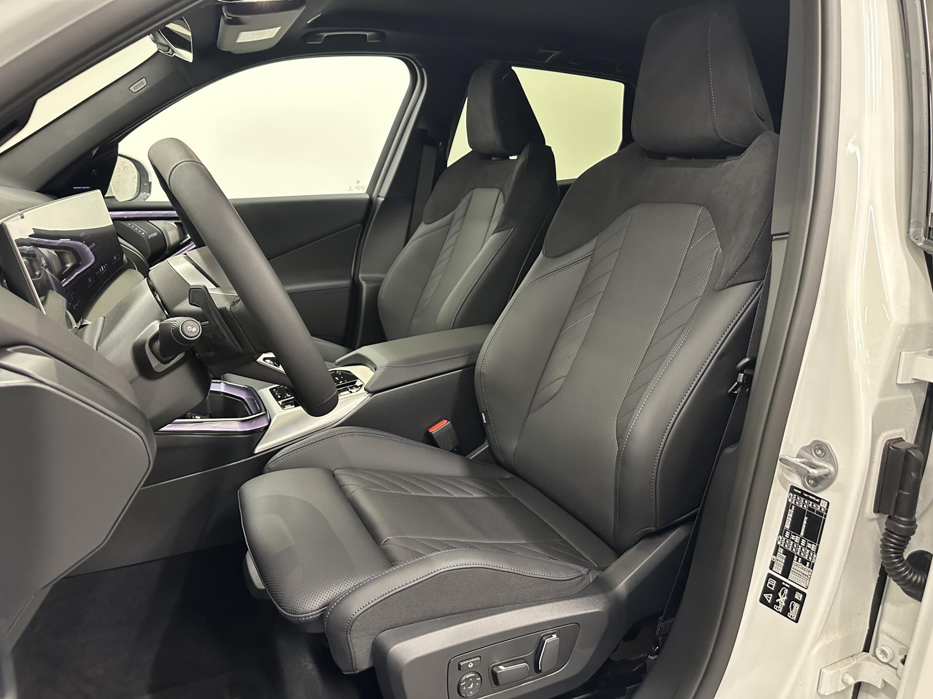 BMW X3, X3 20 xDrive - fotka 6