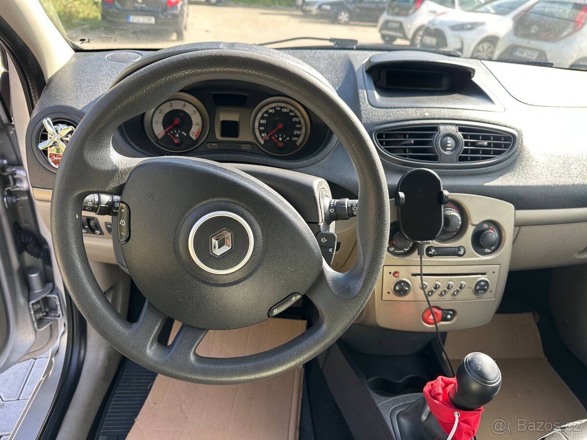 Renault Clio - fotka 6