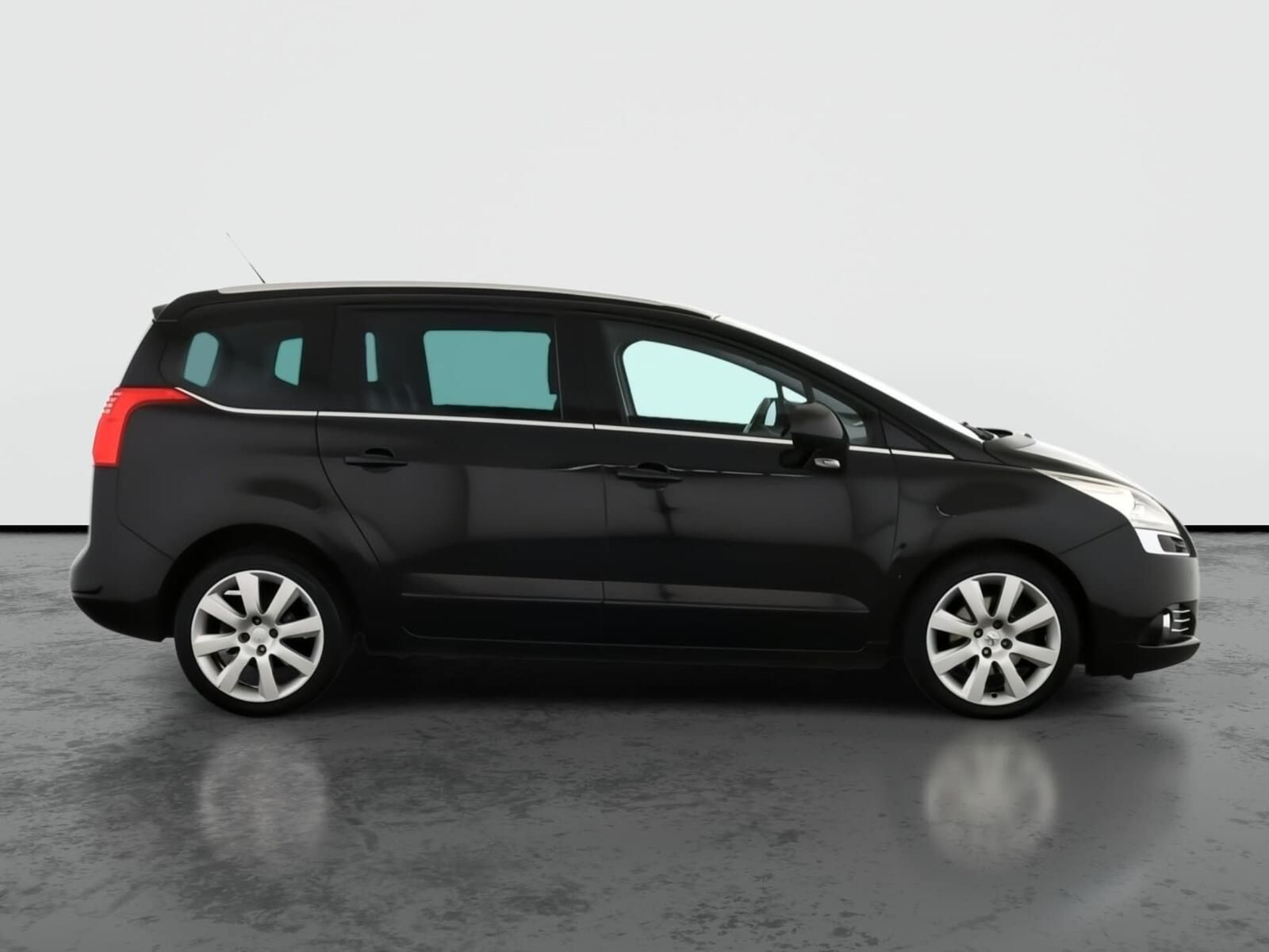 Peugeot 5008, 2.0 HDI - fotka 6
