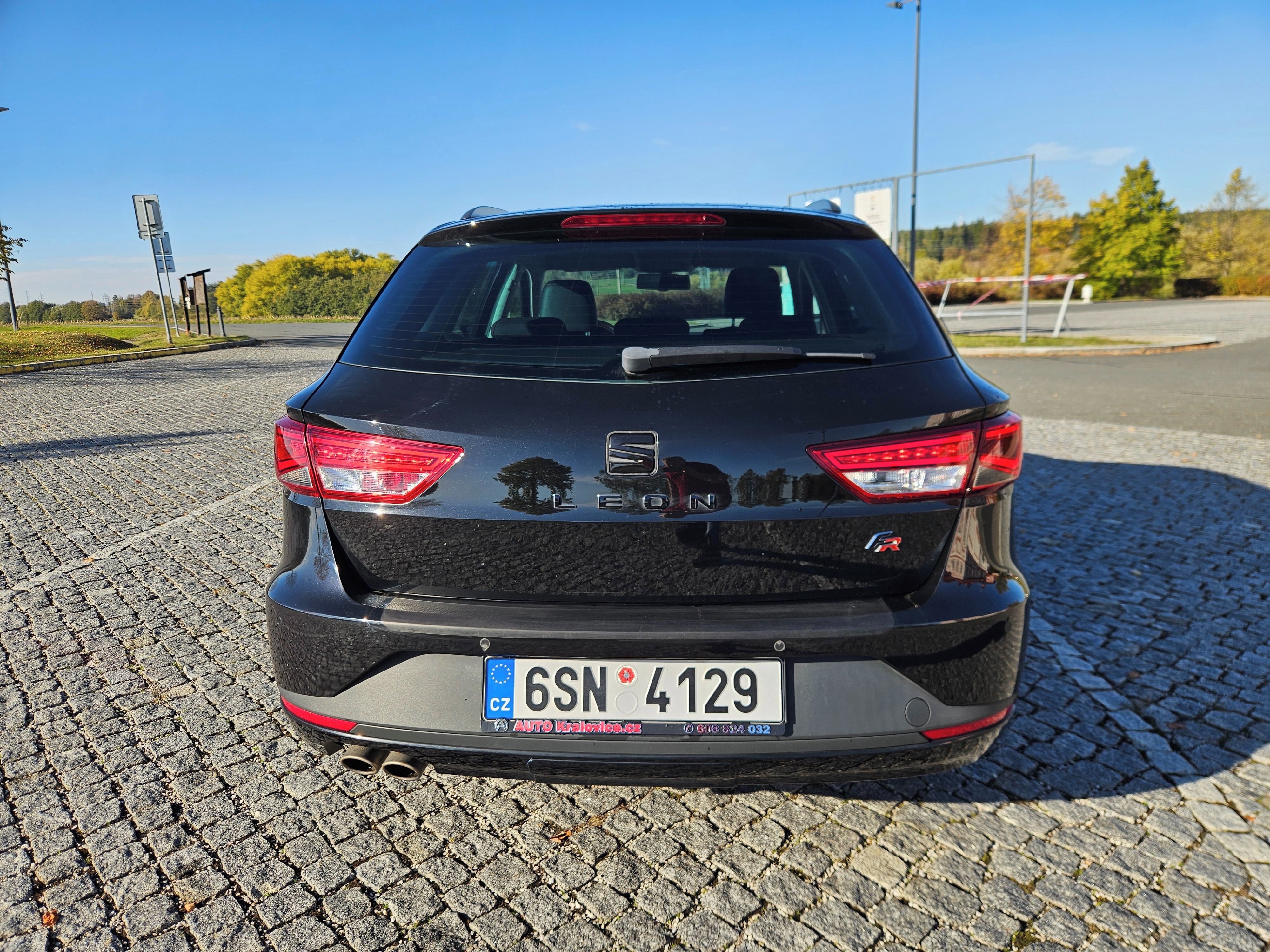 Seat Leon, 2L 110KW KW FR, SPLÁTKY - fotka 4