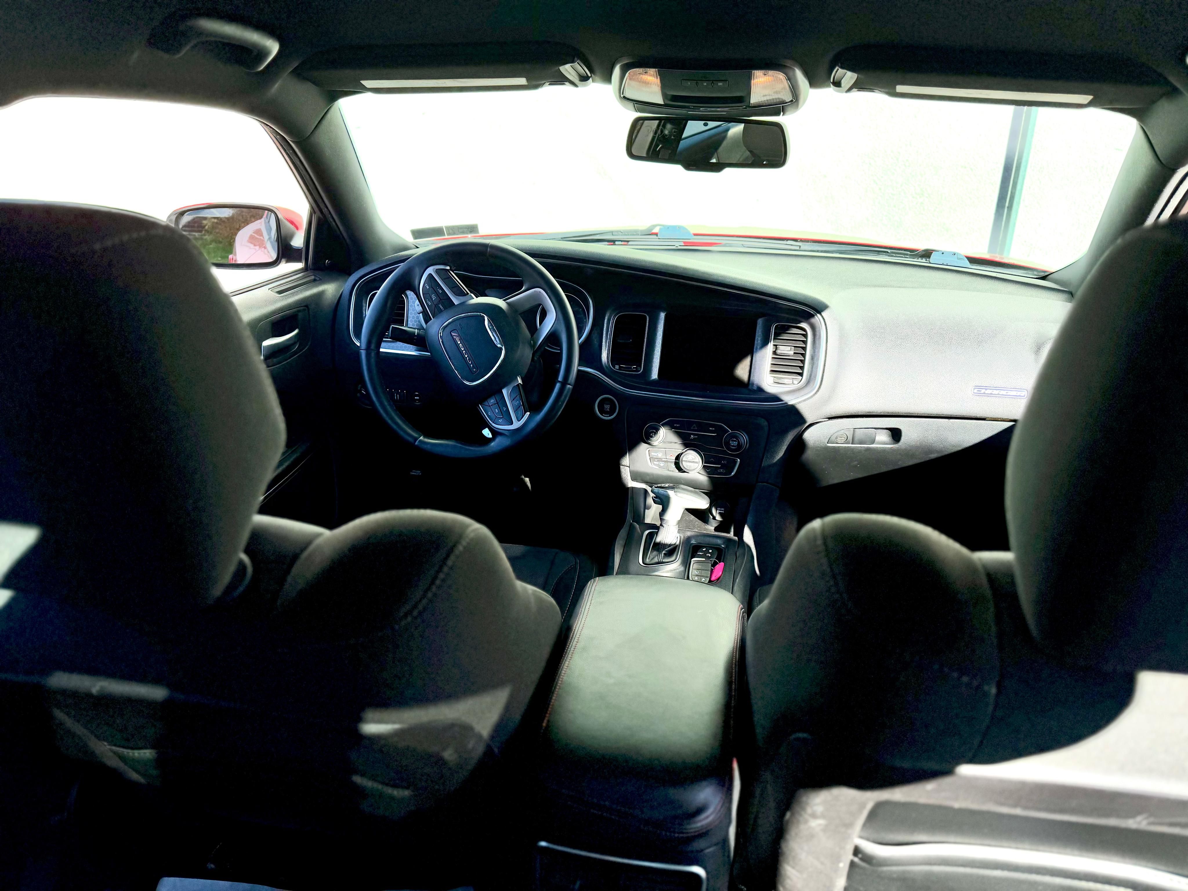 Dodge Charger, Dodge Charger 5.7 HEMI 2016 - fotka 4