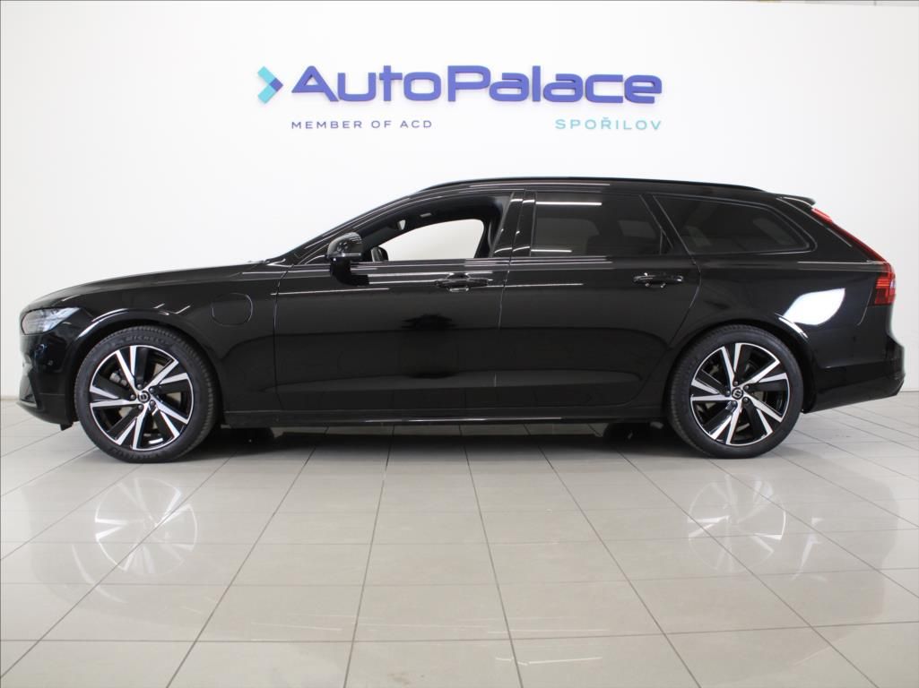 Volvo V90, 2,0 T8 AWD PLUS Dark 59tkm. - fotka 5