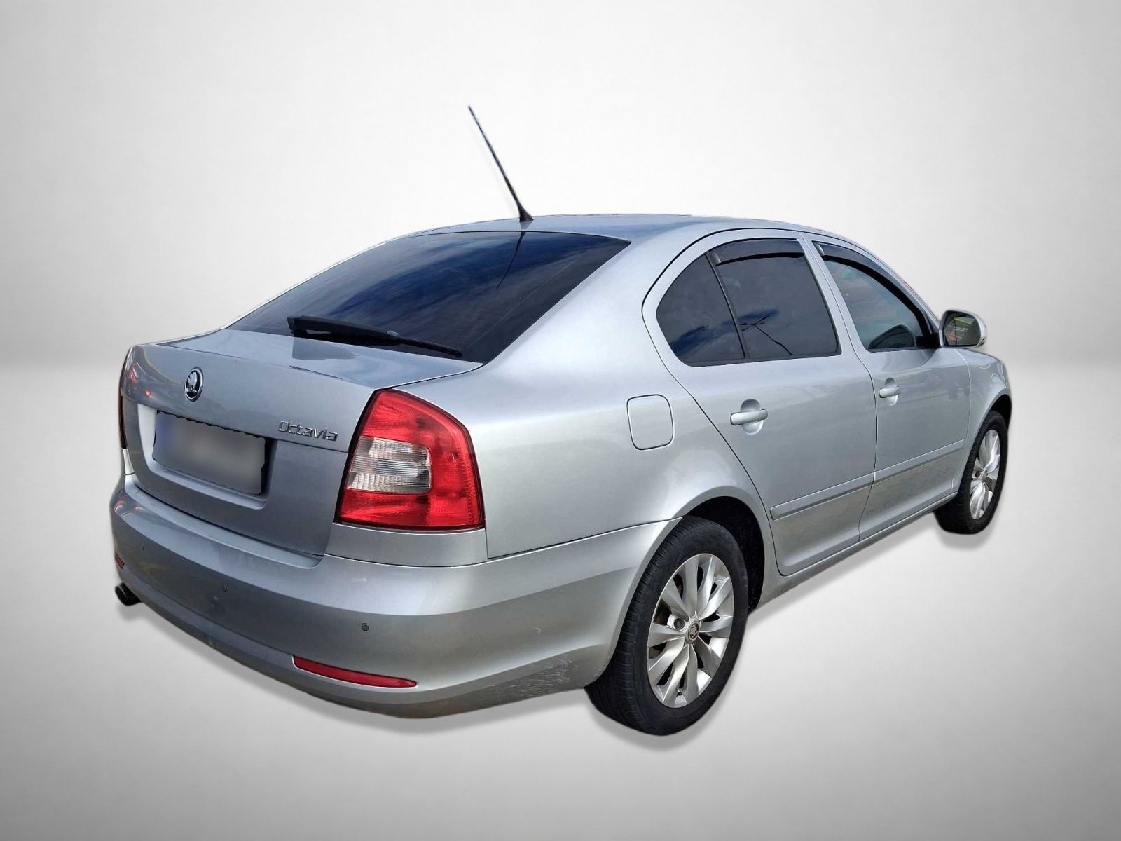 Škoda Octavia, 1.6 TDI, Automat, Xenony - fotka 2
