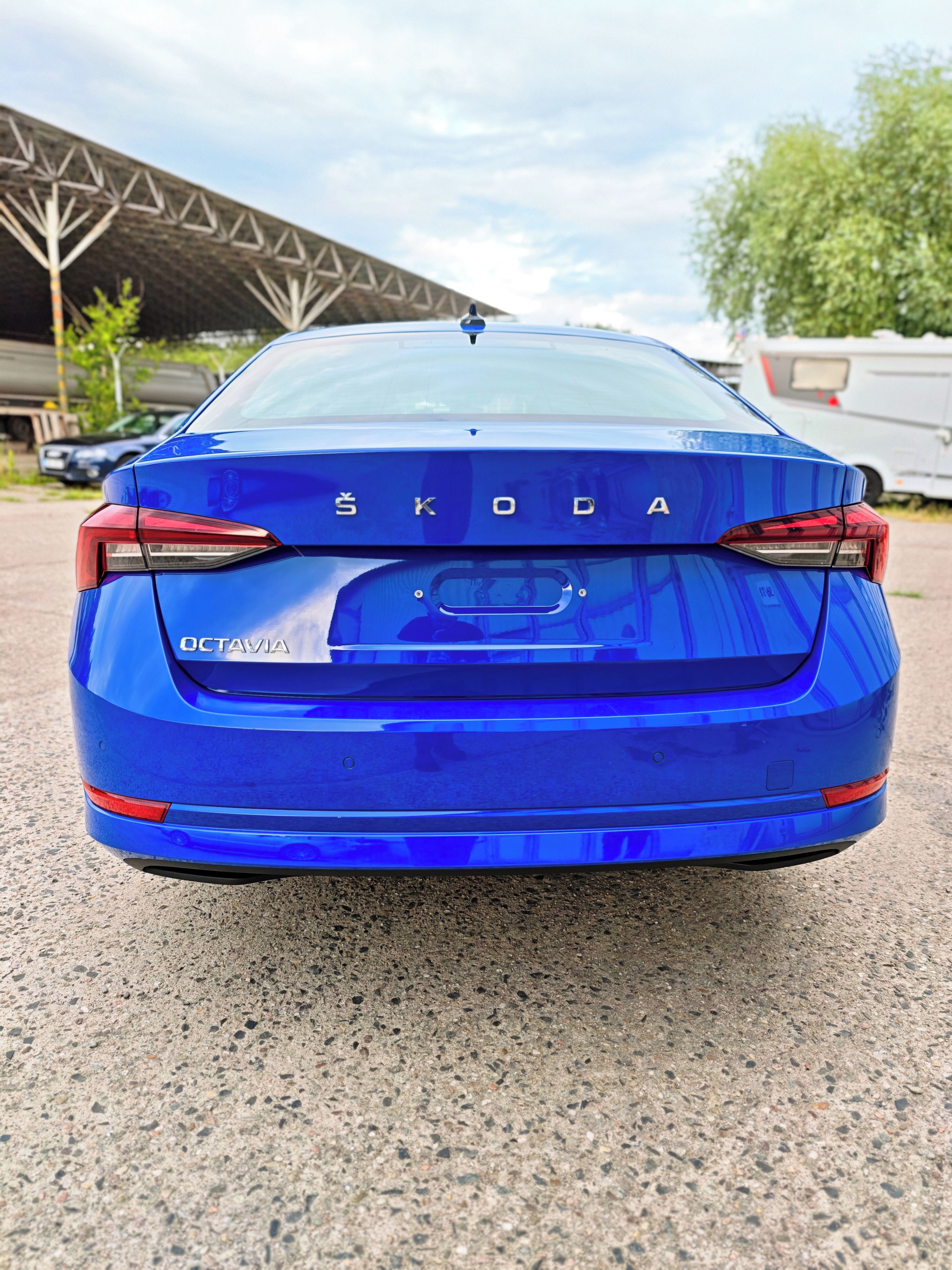 Škoda Octavia, Škoda Octavia 4 Sedan 2.0 TDI - fotka 5