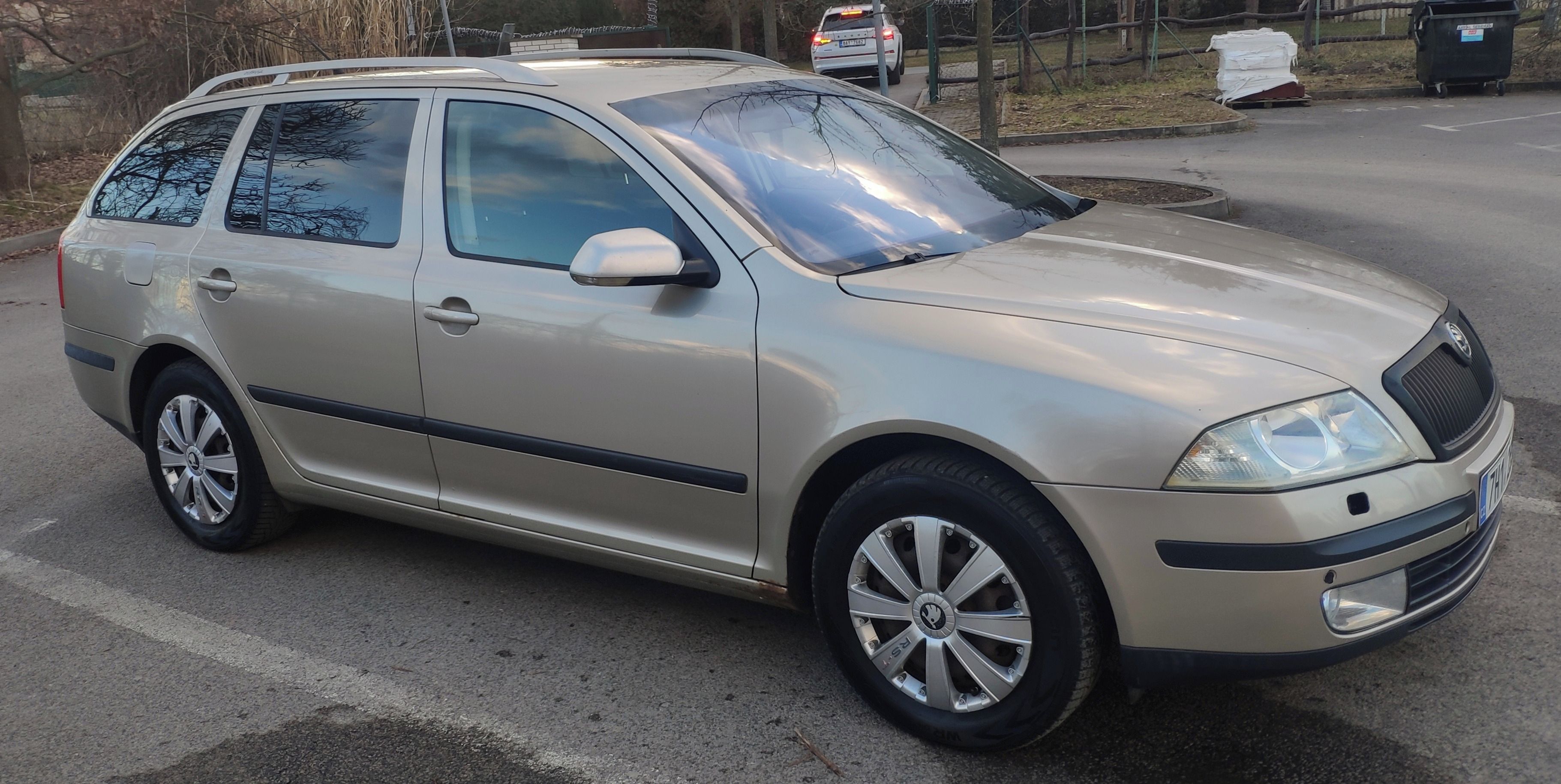 Škoda Octavia, 2 kombi Elegance LPG