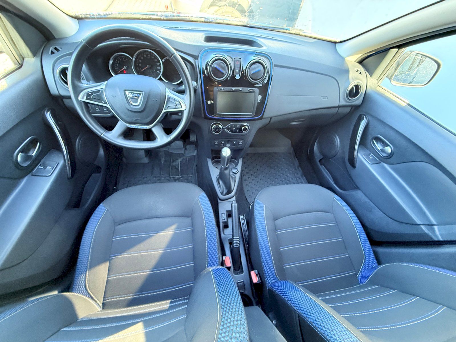Dacia Logan, StepWay 0.9TCe 66kW/90PS - fotka 5